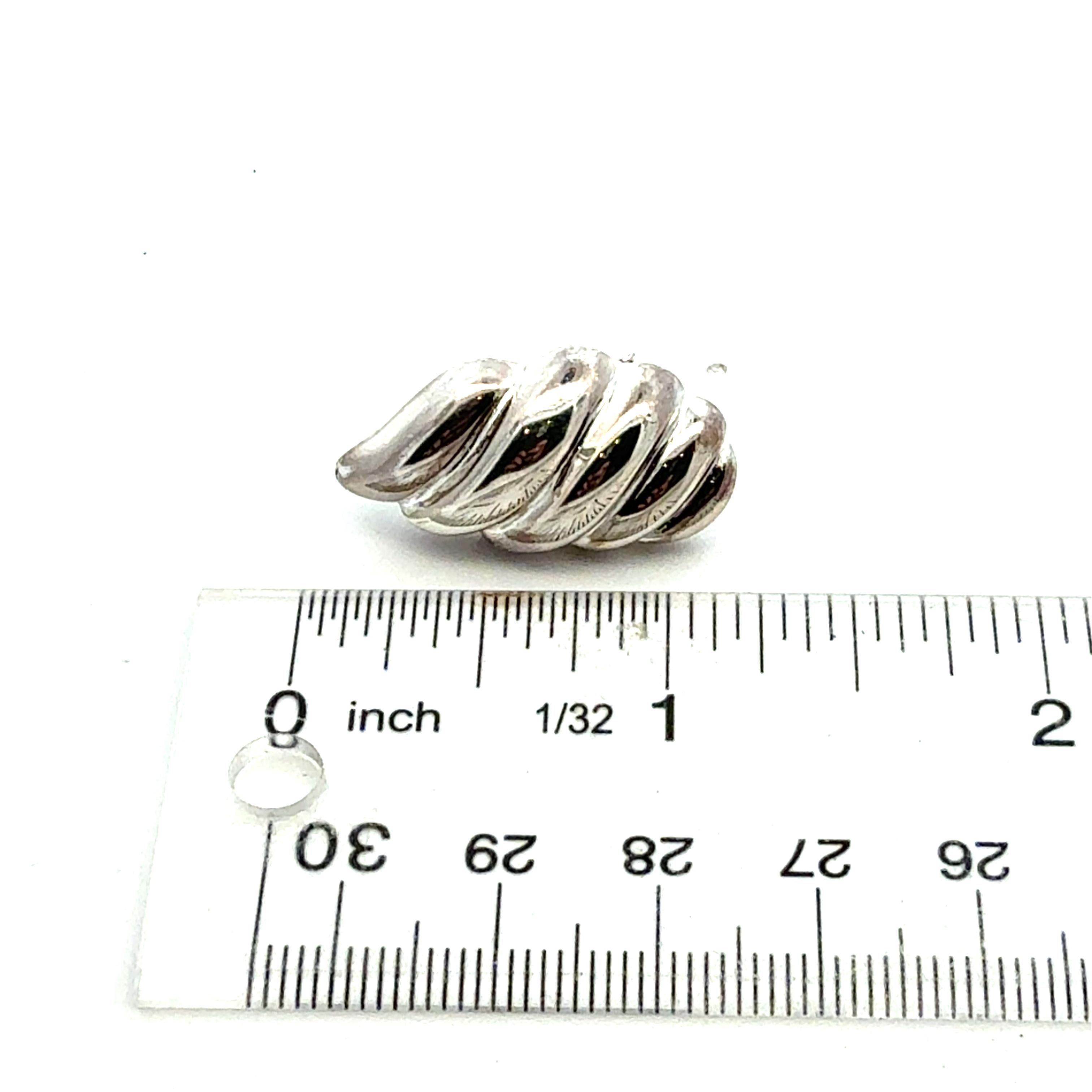 Tiffany & Co. Orecchini Omega Back in argento Sterling Estate in vendita 3