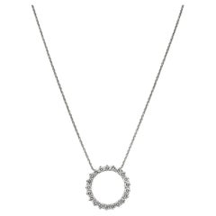 Tiffany & Co. Collier à pendentif moyen en platine avec diamants en forme de cercle ouvert