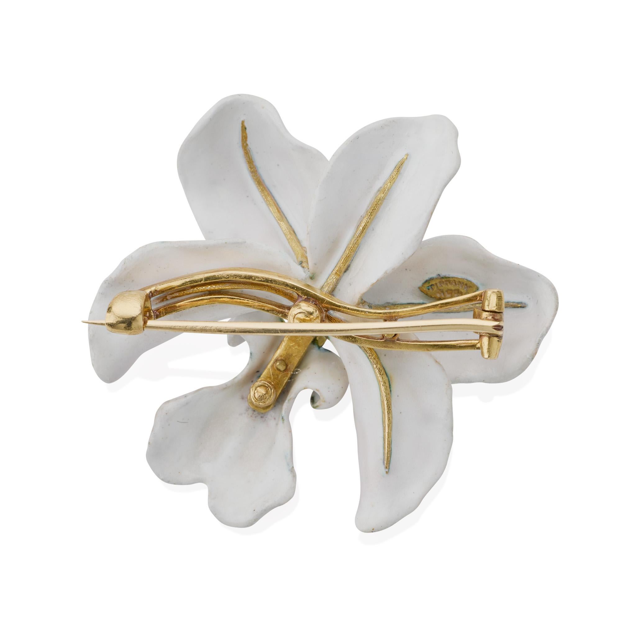 Tiffany & Co. Orchid Brooch, attributed to Paulding Farnham en Excelente estado para la venta en New York, NY