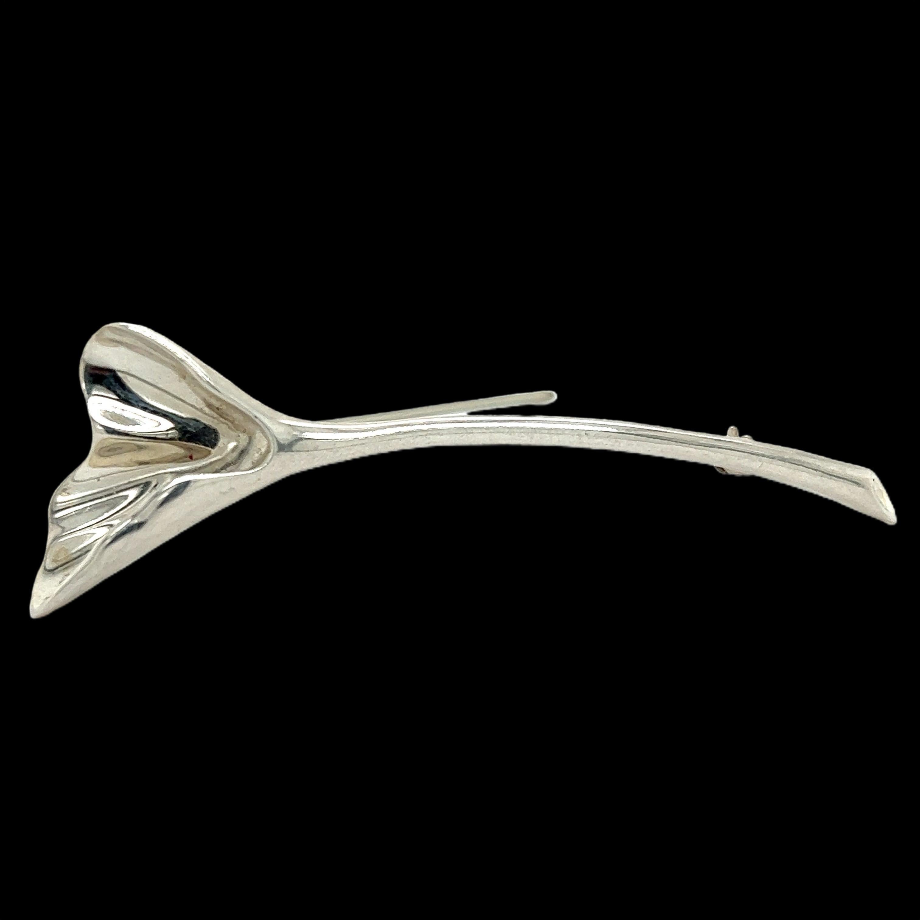 Alfiler broche con orquídea Tiffany & Co Estate de plata de ley en Bueno Estado en Brooklyn, NY