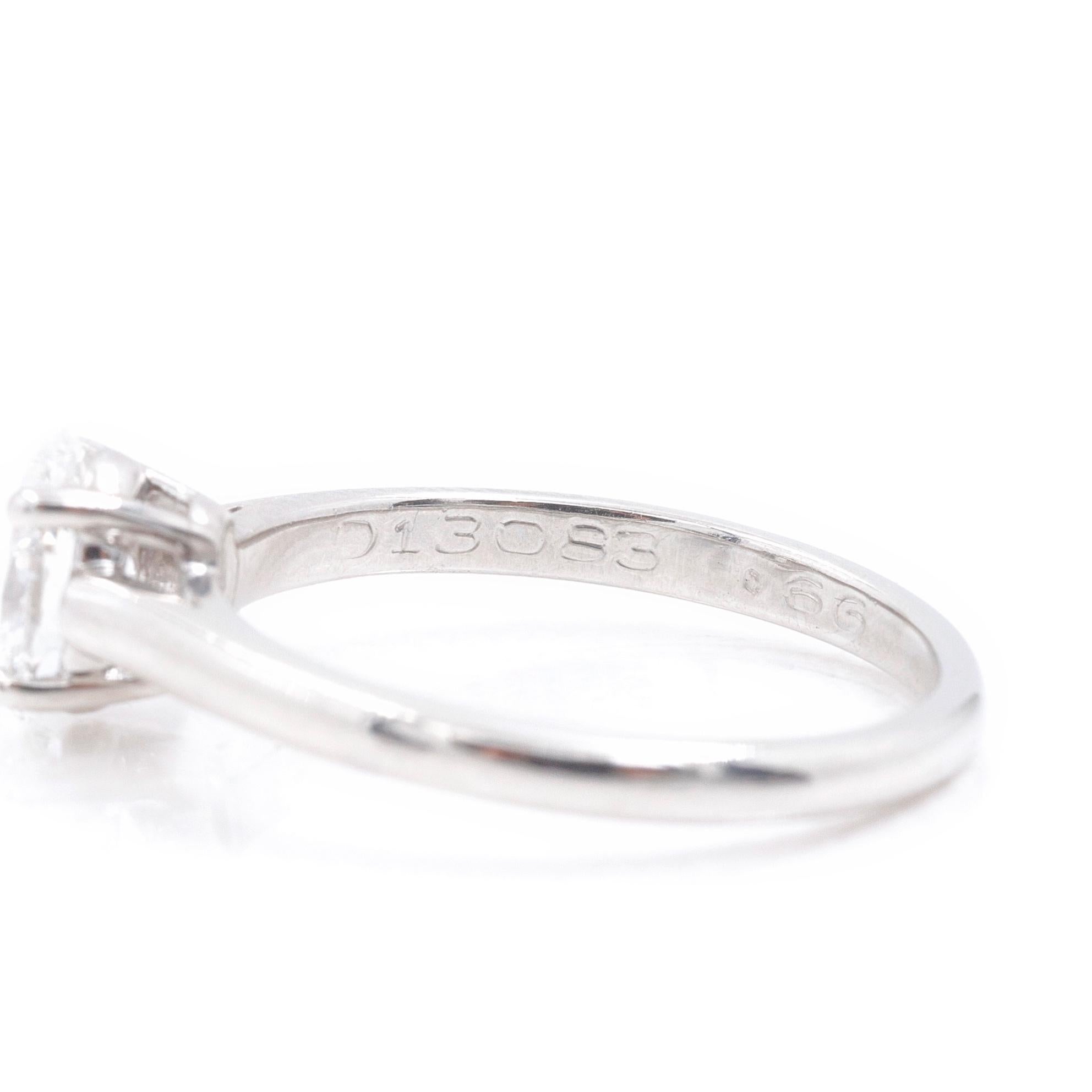 Women's or Men's Tiffany & Co. Oval Diamond 0.66 Carat E VVS2 Solitaire Engagement Ring Platinum