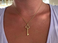 Tiffany & Co. Oval Key Pendant and Chain, 18k Yellow Gold