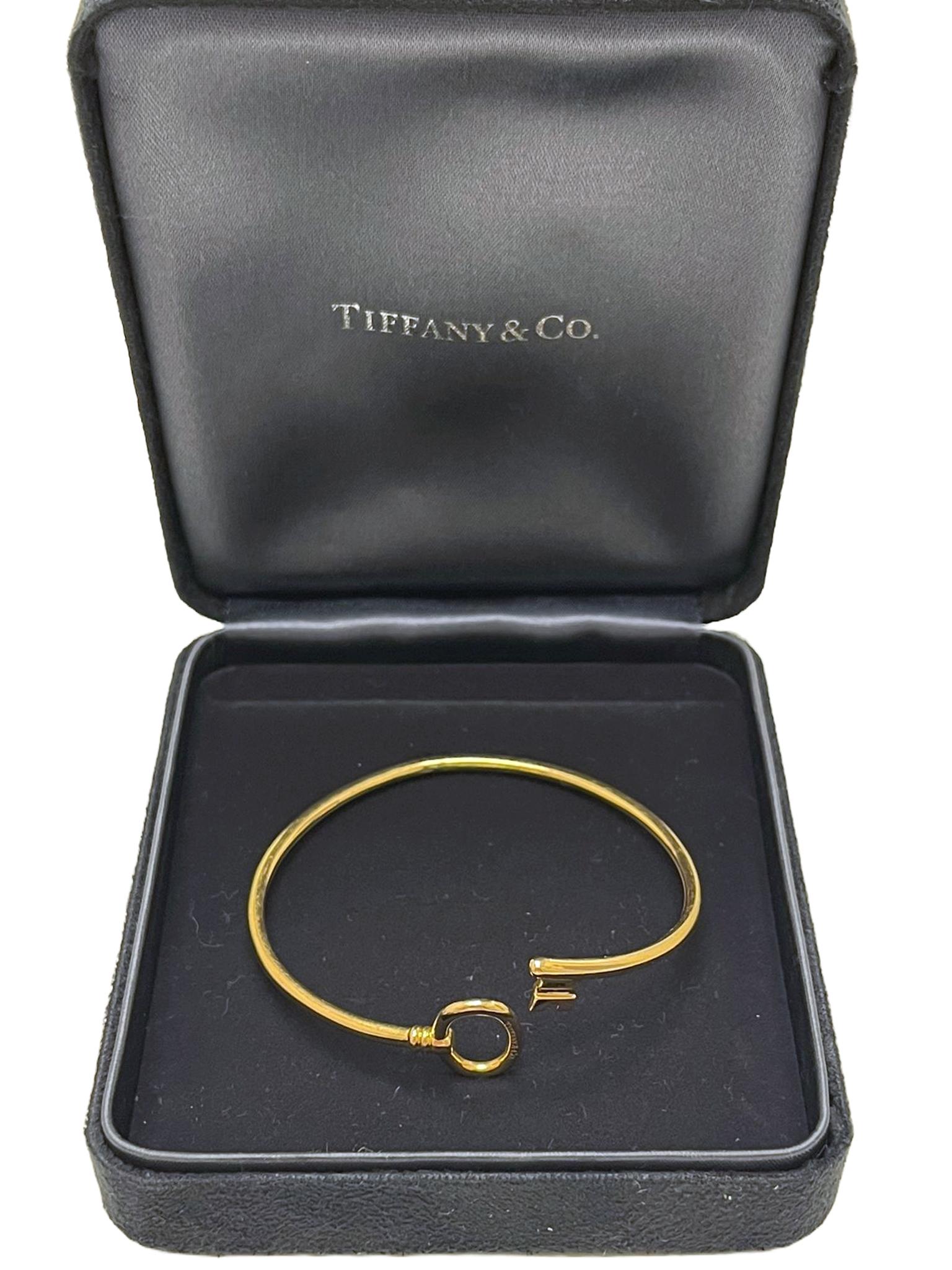 Tiffany & Co. Oval Key Wire Bracelet 18K Pink Gold Women's Bangle For Sale 6