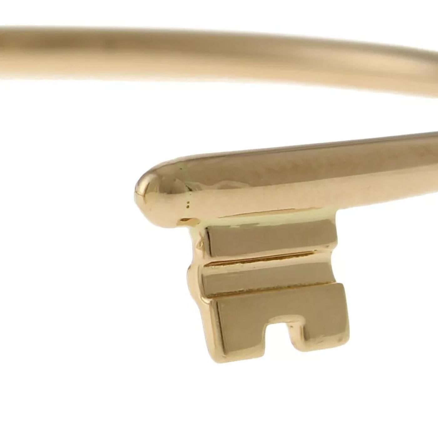 Tiffany & Co. Oval Key Wire Bracelet 18K Pink Gold Women's Bangle For Sale 4