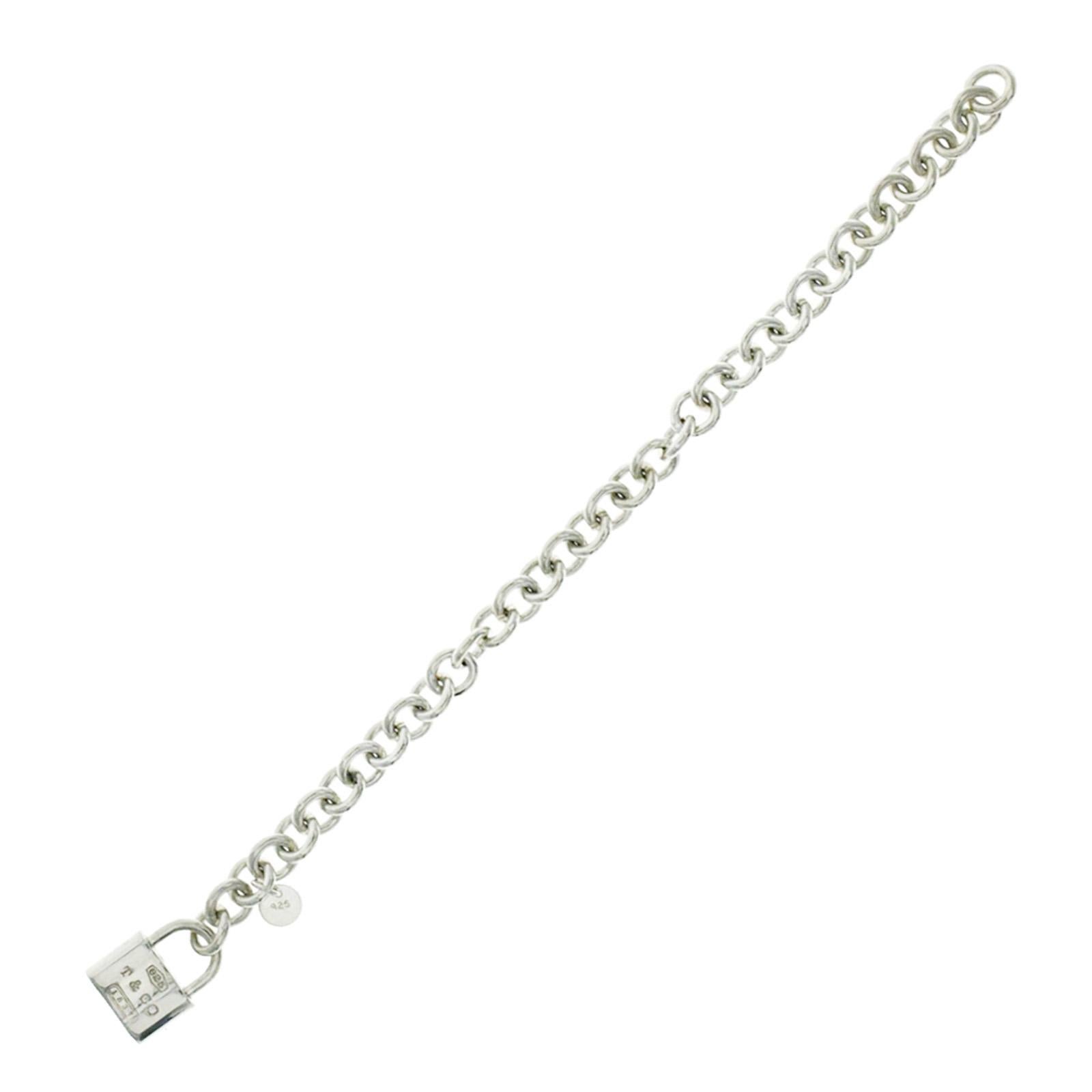 oval clasping link bracelet