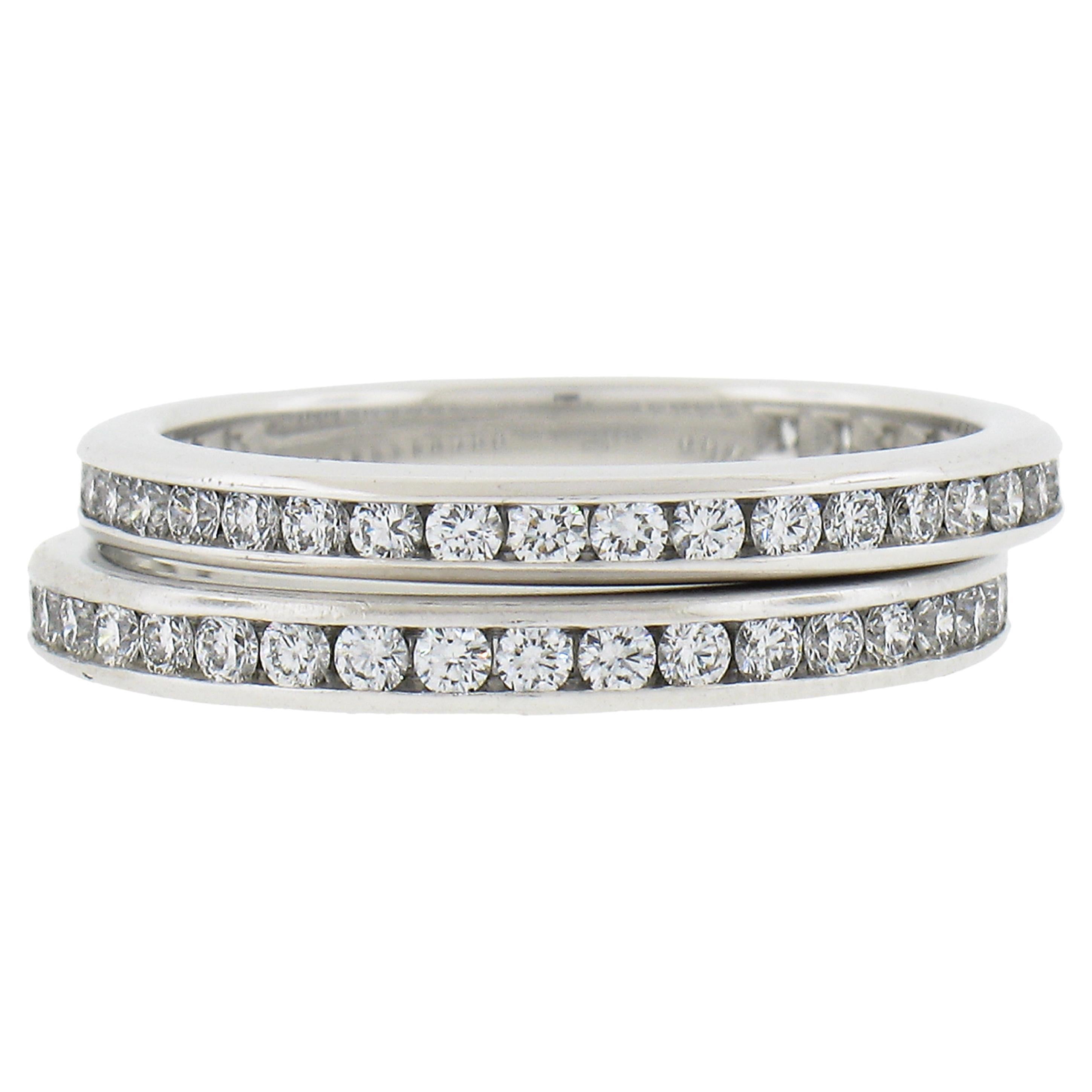 Tiffany & Co. Paar Platin- Guard-Ringe mit 1ctw-Diamantband in Kanalfassung und Stapel