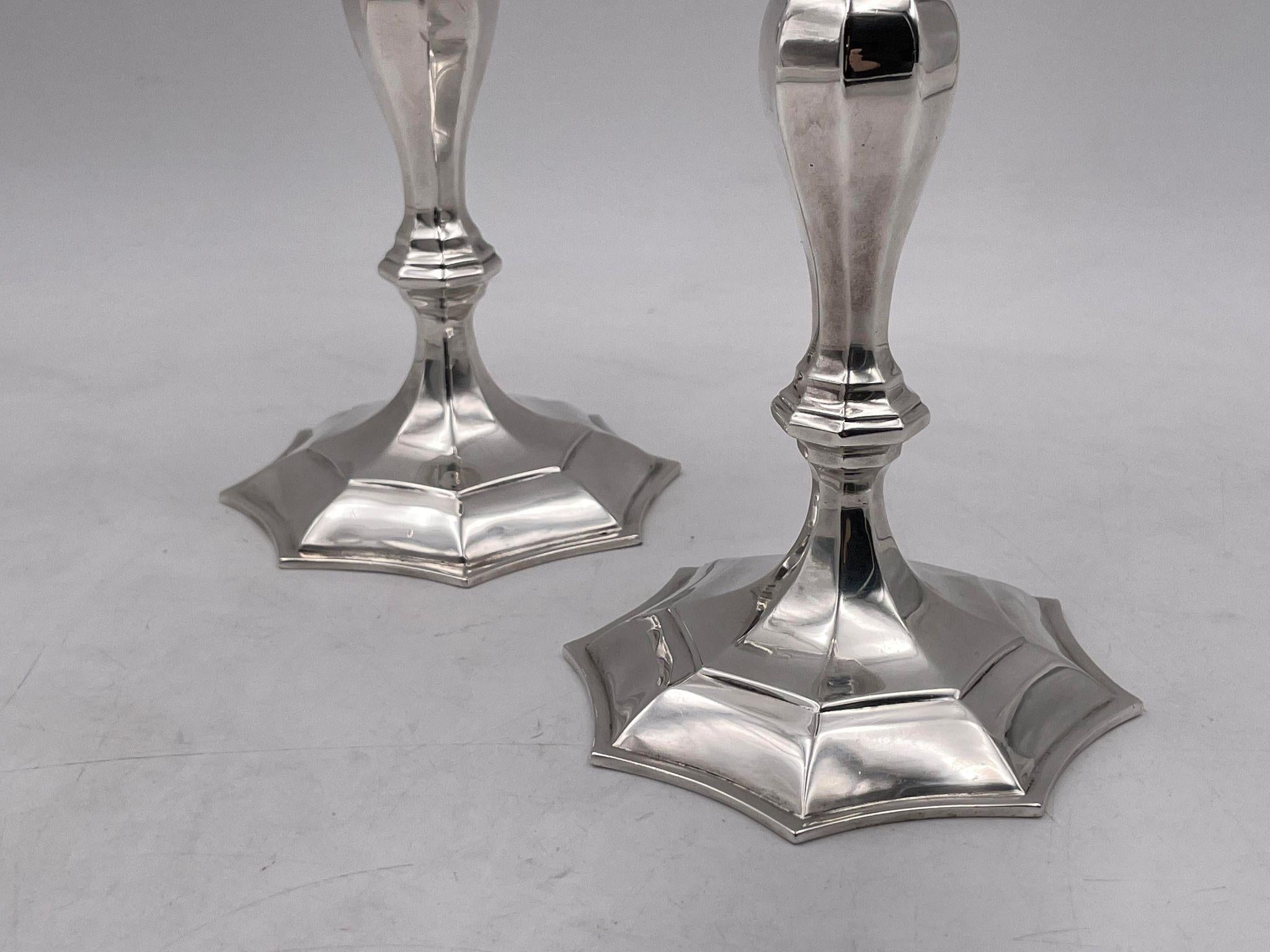 British Tiffany & Co. Pair of Sterling Silver Mid-Century Modern English Candlesticks For Sale