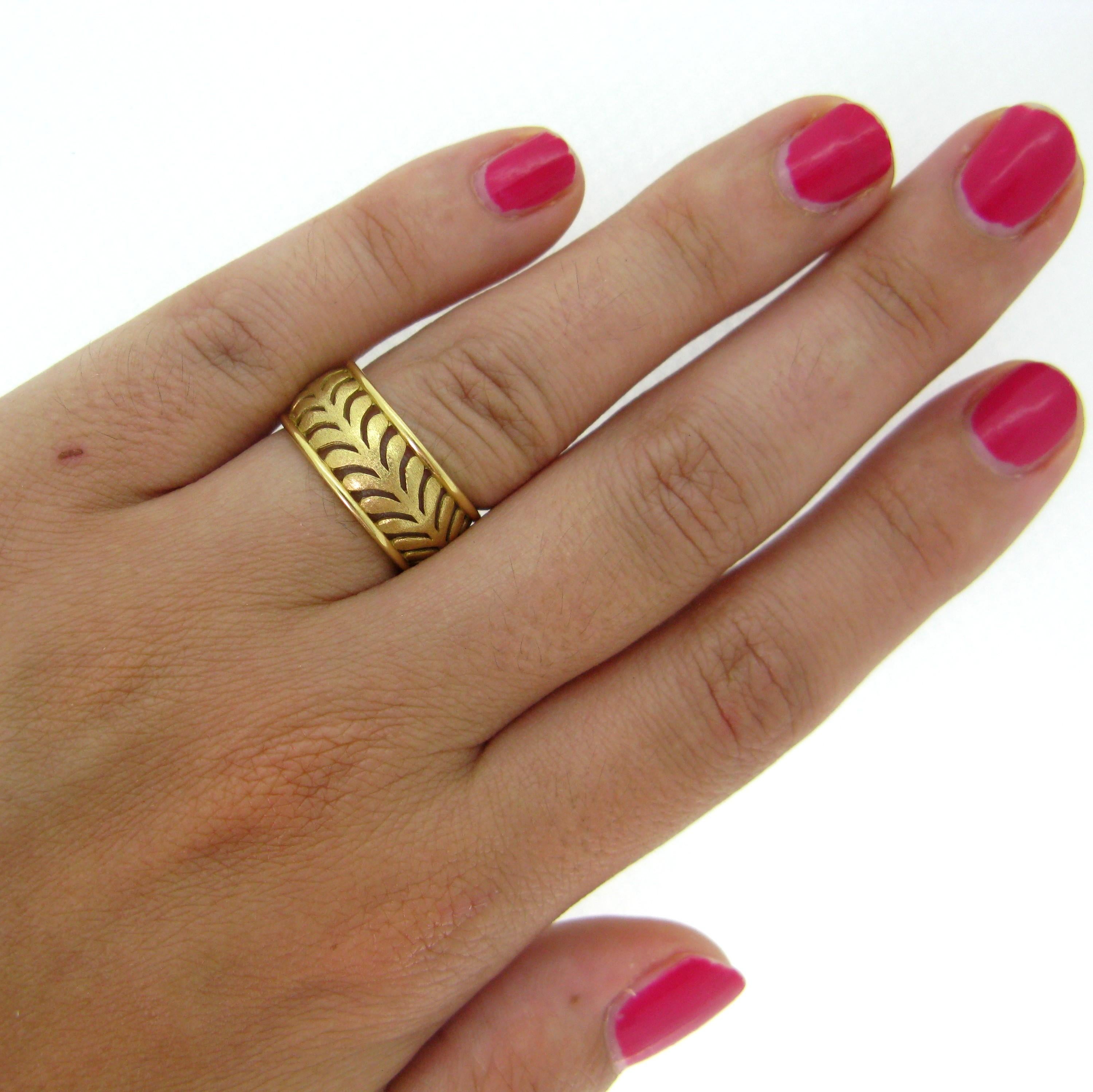 Contemporary Tiffany & Co. Palm Palm Leaf Yellow Gold Paloma Picasso Band Ring