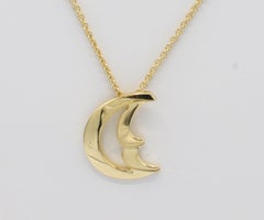 Tiffany & Co. Paloma Picasso 18 Karat Crescent Moon Pendant Drop Necklace