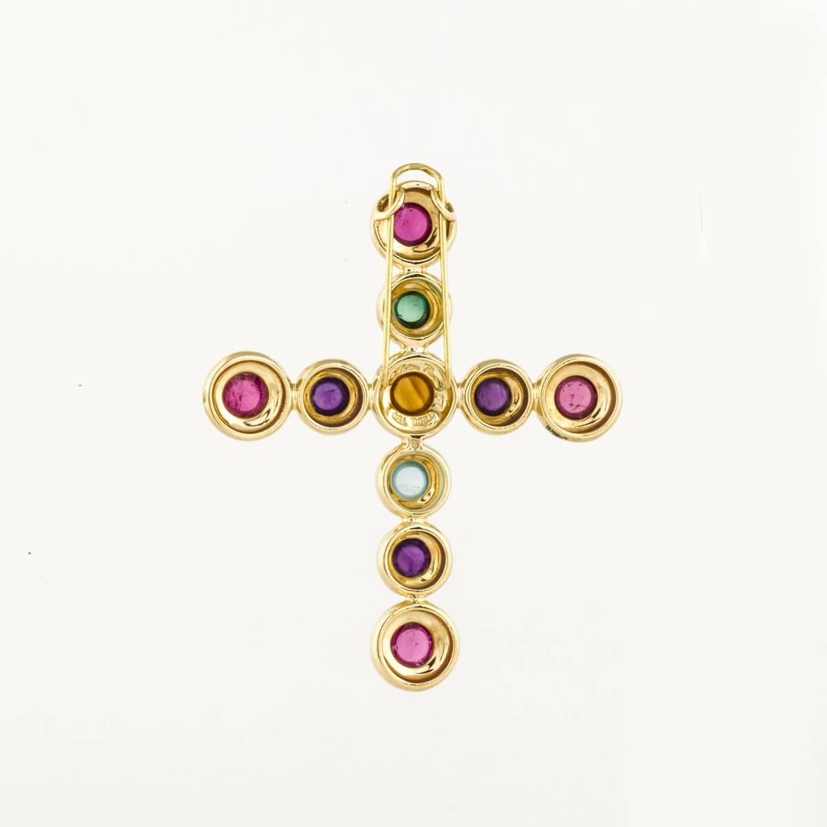 18K yellow gold cross pendant marked 