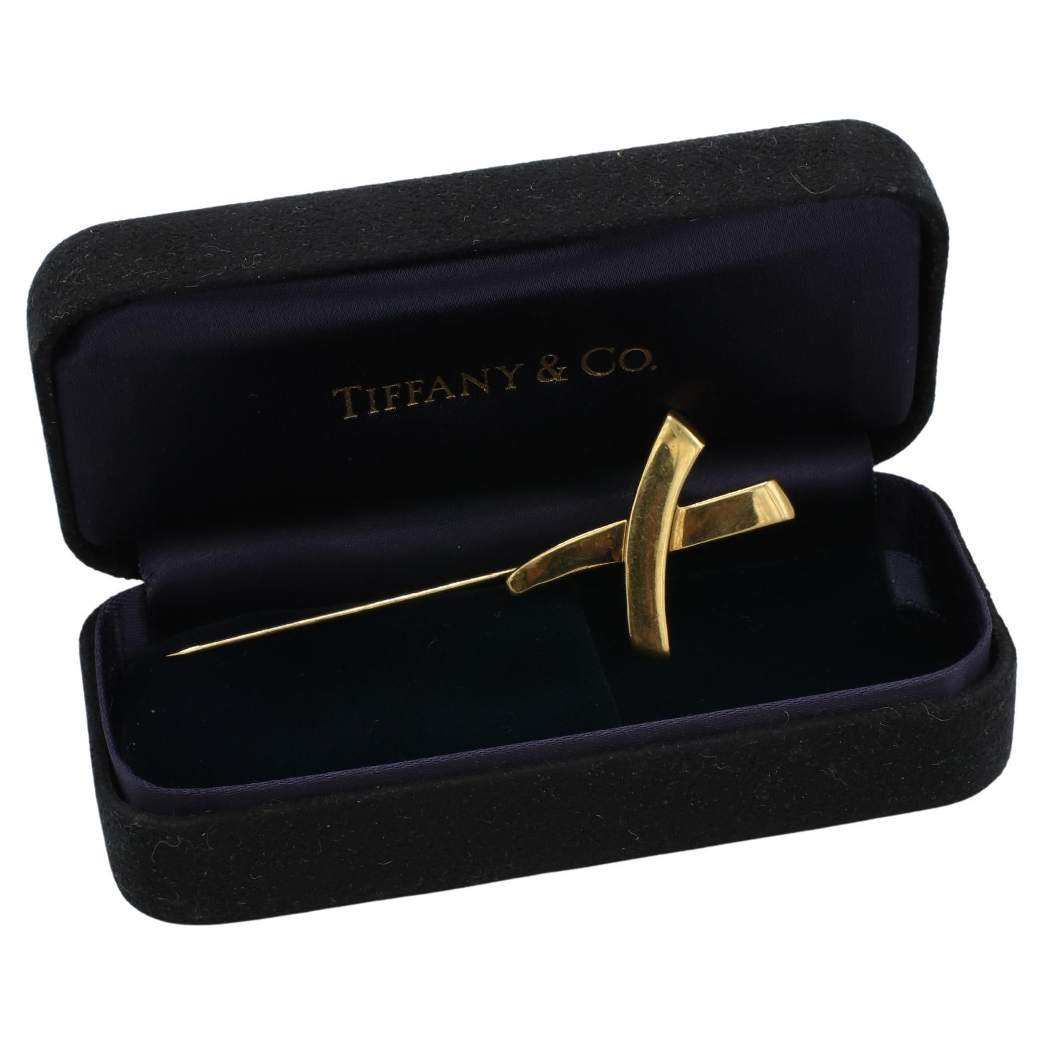 Tiffany & Co. Paloma Picasso 18 Karat Yellow Gold X Stick Pin Brooch 1983