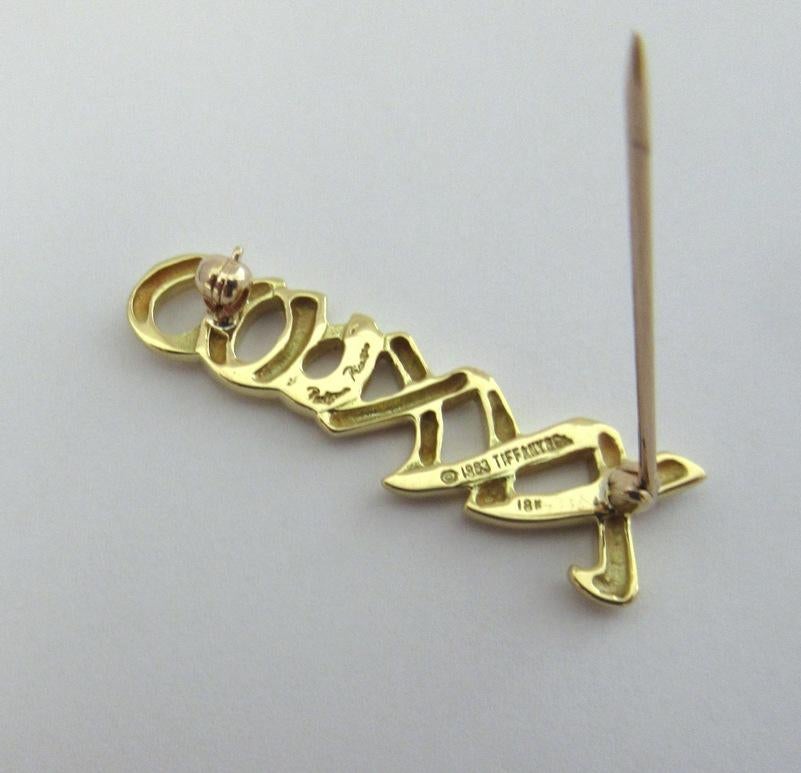 Women's TIFFANY & Co. Paloma Picasso 18K Gold Love Kisses Pin Brooch  For Sale