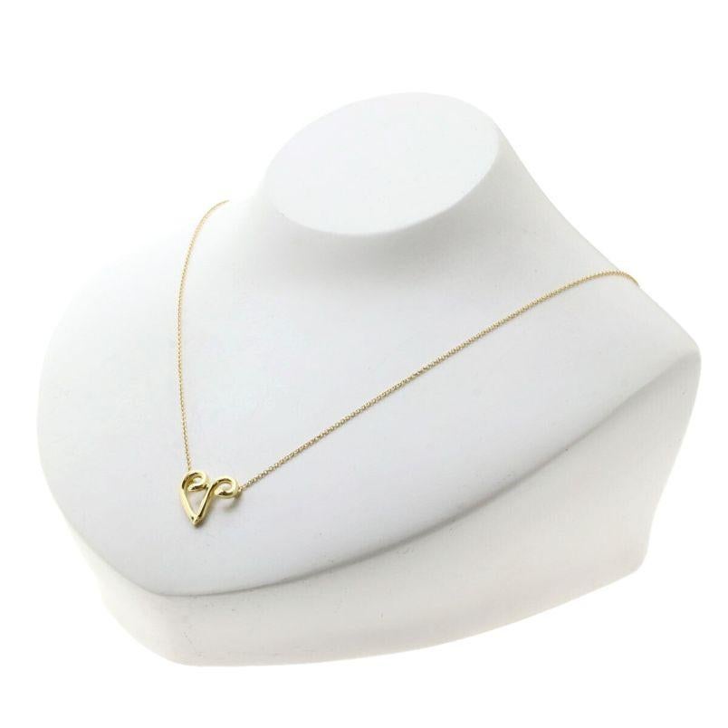Women's TIFFANY & Co. Paloma Picasso 18K Gold Paloma's Heart Pendant Necklace For Sale