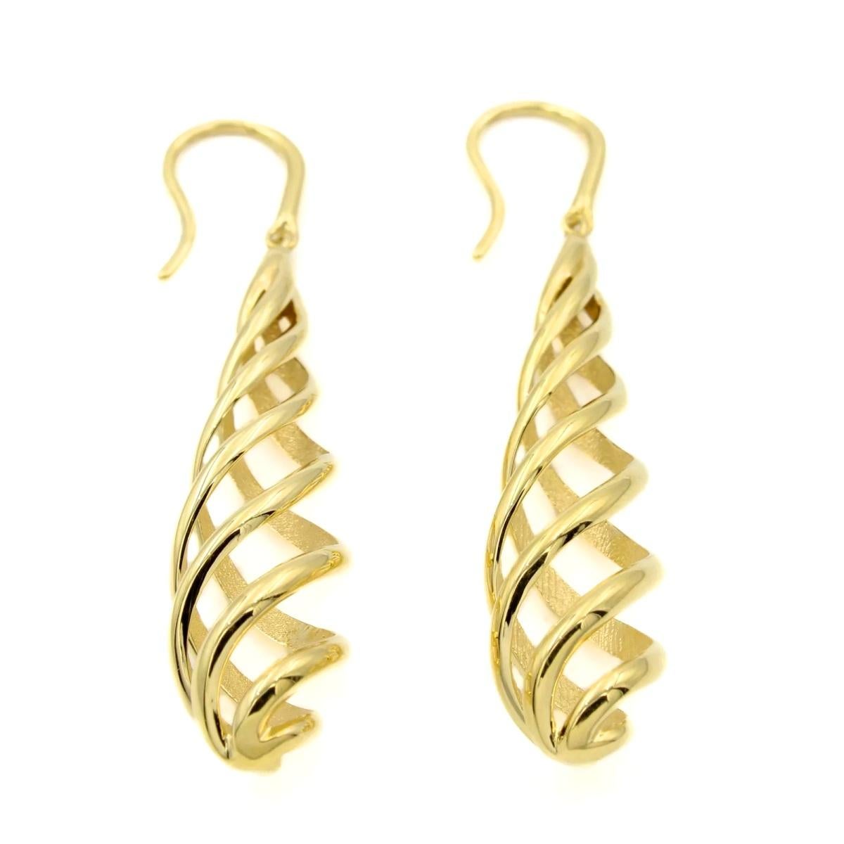 TIFFANY & Co. Paloma Picasso 18K Gold Venezia Luce Drop Earrings Large Size In Excellent Condition For Sale In Los Angeles, CA