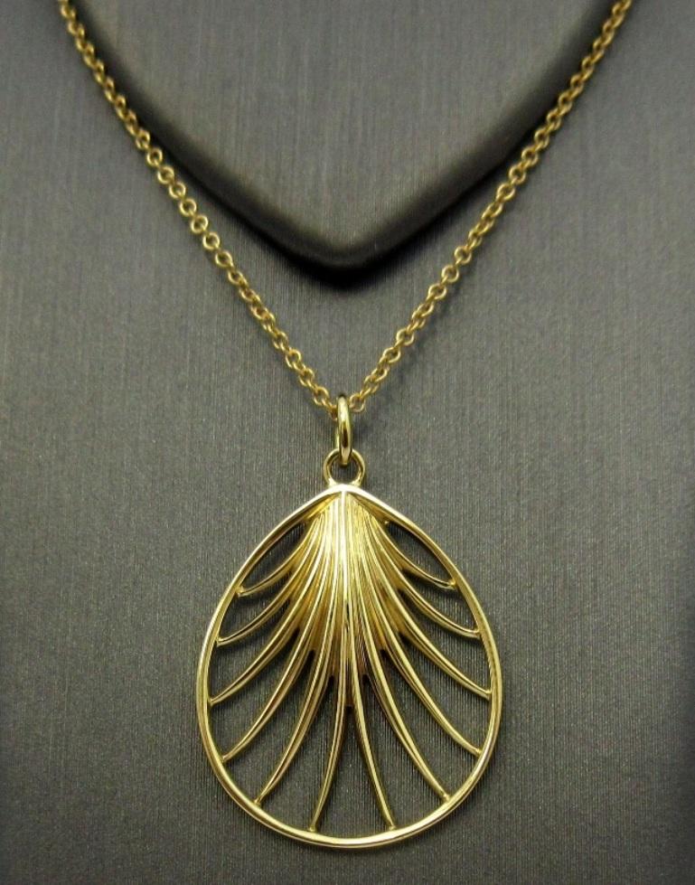 TIFFANY & Co. Paloma Picasso 18K Gold Villa Palm Pendant Necklace 1