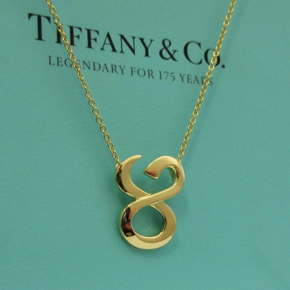 TIFFANY & Co. Paloma Picasso 18K Gold Zodiac Taurus Pendant Necklace 

Metal: 18K Yellow Gold 
Weight: 4.20 grams
Chain: 16