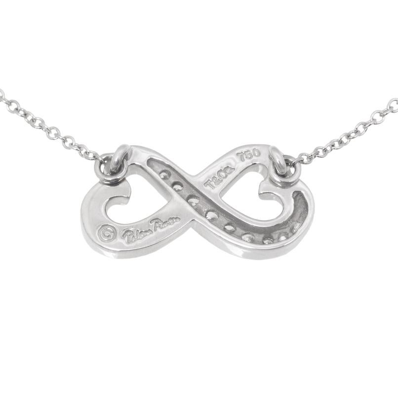 TIFFANY & Co. Pendentif double cœur Whiting en or blanc 18K et diamants Paloma Picasso en vente 3