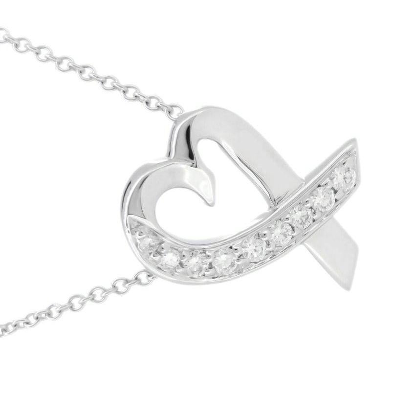Taille ronde TIFFANY & Co Paloma Picasso Collier pendentif cœurs amoureux en or blanc 18 carats et diamants en vente
