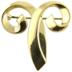 Vintage Tiffany & Co. Paloma Picasso 18 Karat Yellow Gold Aries Zodiac Pin Brooch