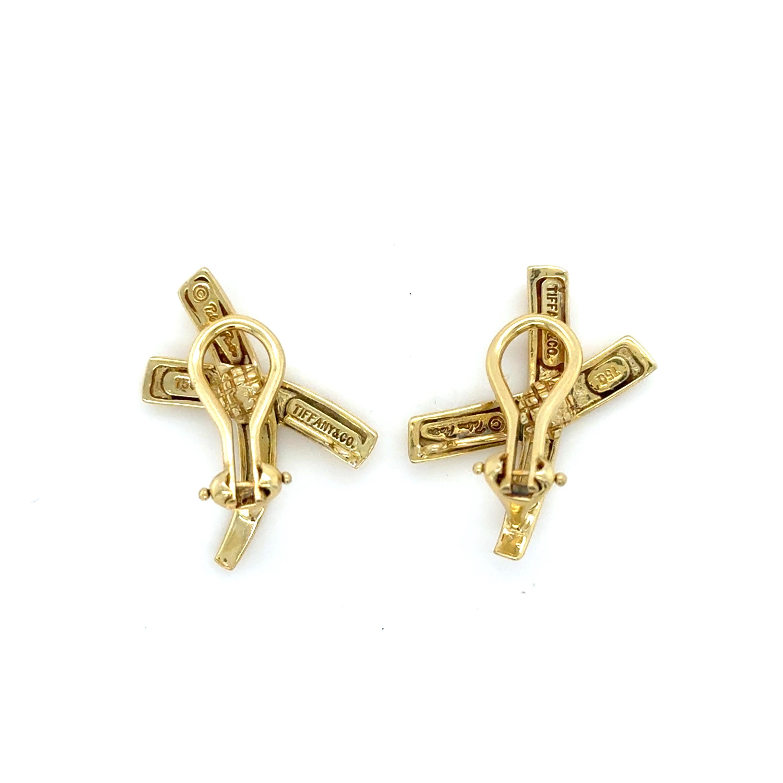 Donna Tiffany & Co., Paloma Picasso, Orecchini Graffiti X in oro giallo 18 carati in vendita