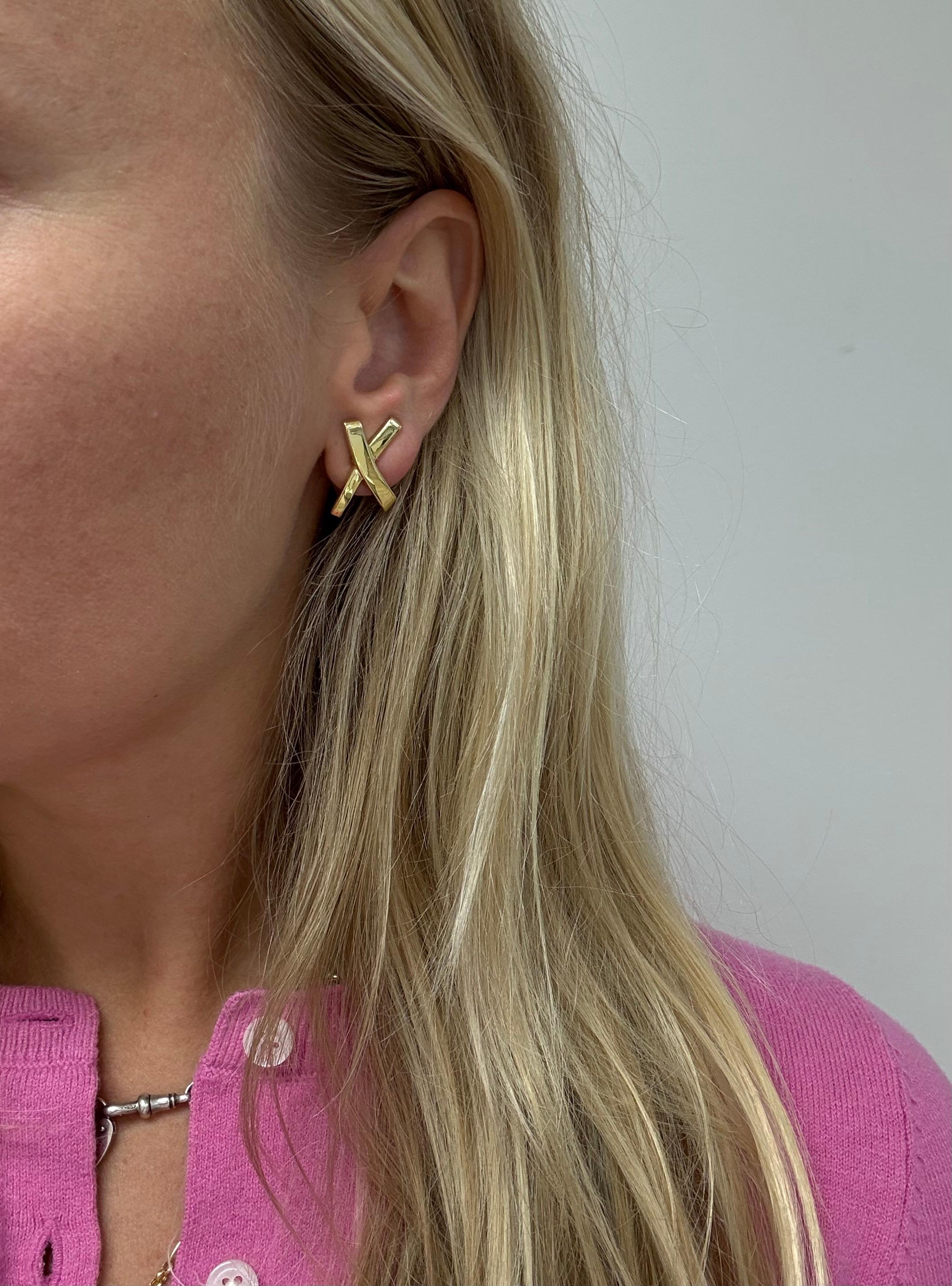 Tiffany & Co., Paloma Picasso, Orecchini Graffiti X in oro giallo 18 carati in vendita 2