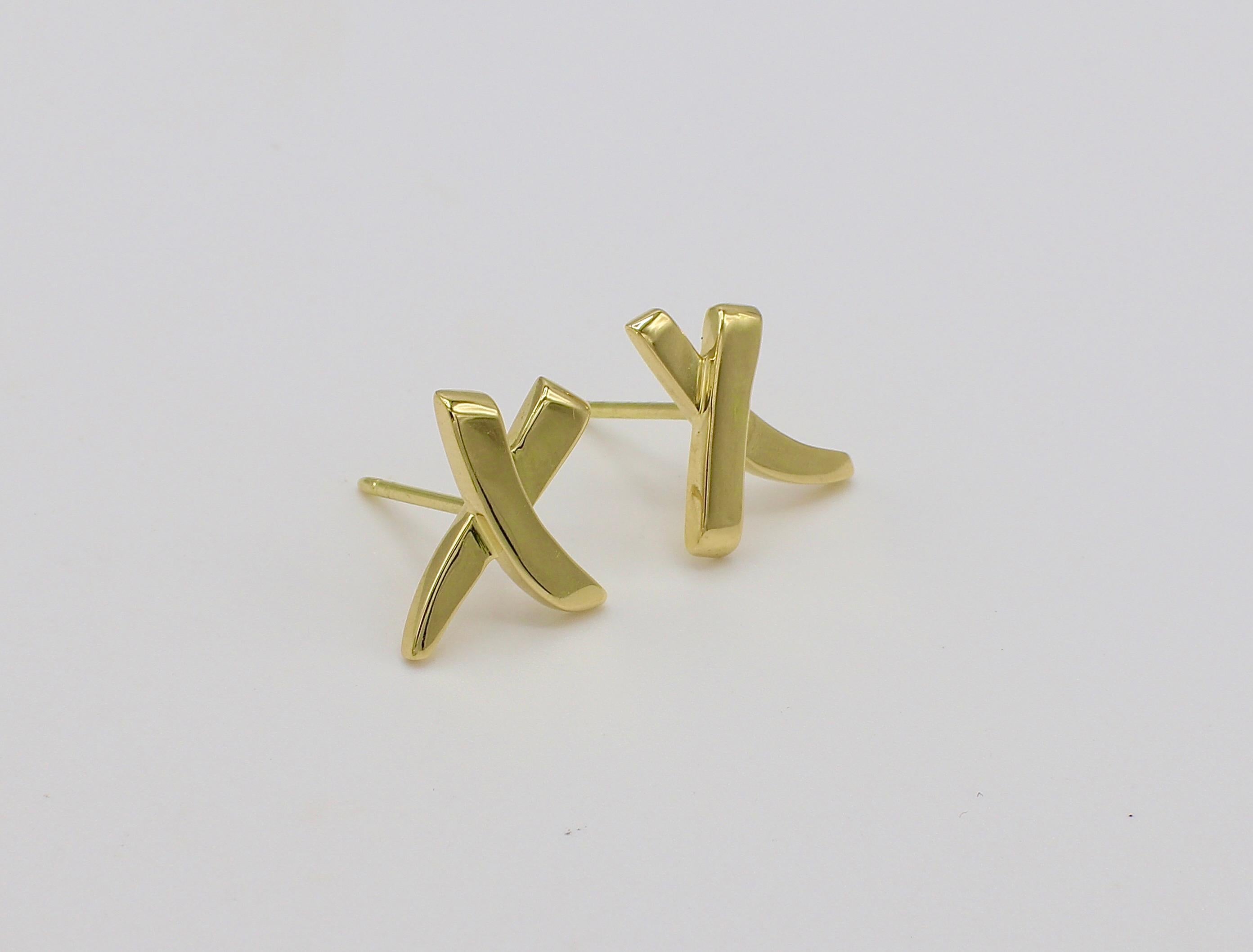 Tiffany & Co. Paloma Picasso 18K Yellow Gold Graffiti X Motif Stud Earrings 
Metal: 18k yellow gold
Weight: 3.25 grams
Length: 13.2 MM
Width: 10.5 MM
Signed: 