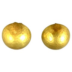 Tiffany & Co. "Paloma Picasso" Ohrringe aus 18 Karat Gelbgold mit gehämmertem Pfosten und Clip