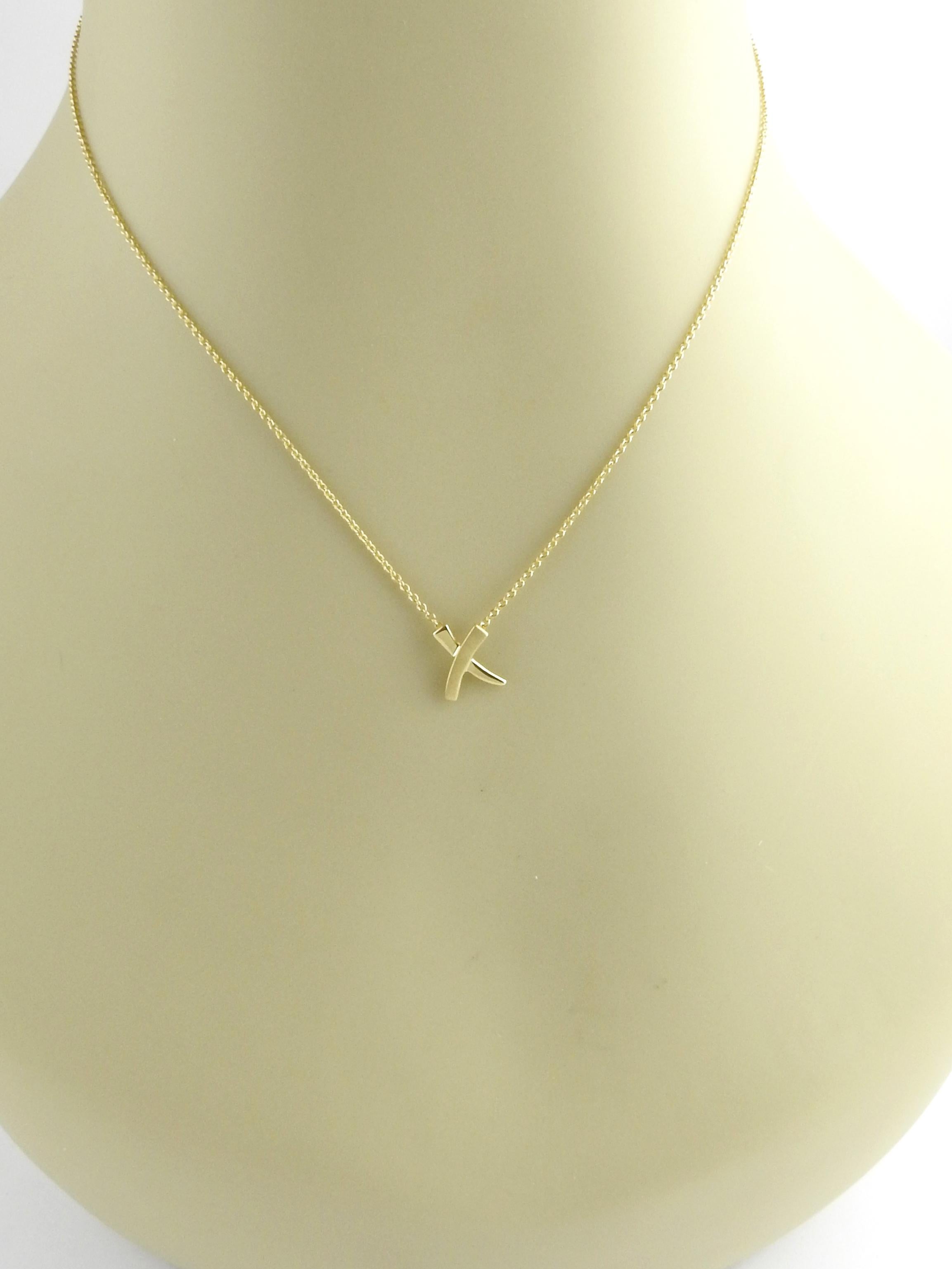 Tiffany & Co. Paloma Picasso 18 Karat Yellow Gold Mini X Kiss Necklace 3