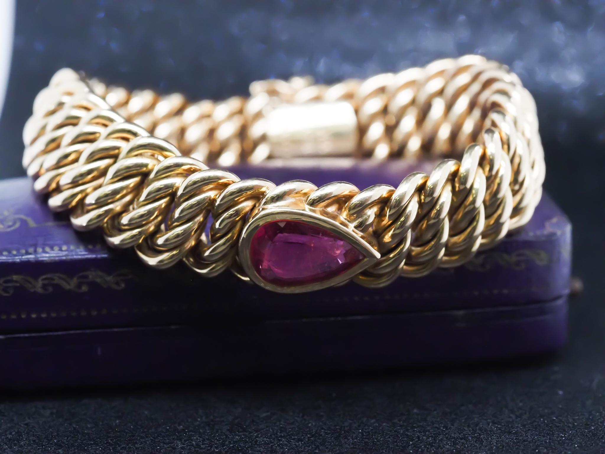 Tiffany & Co Paloma Picasso Bracelet épais en or jaune 18 carats avec tourmaline en forme de poire Bon état - En vente à Hicksville, NY