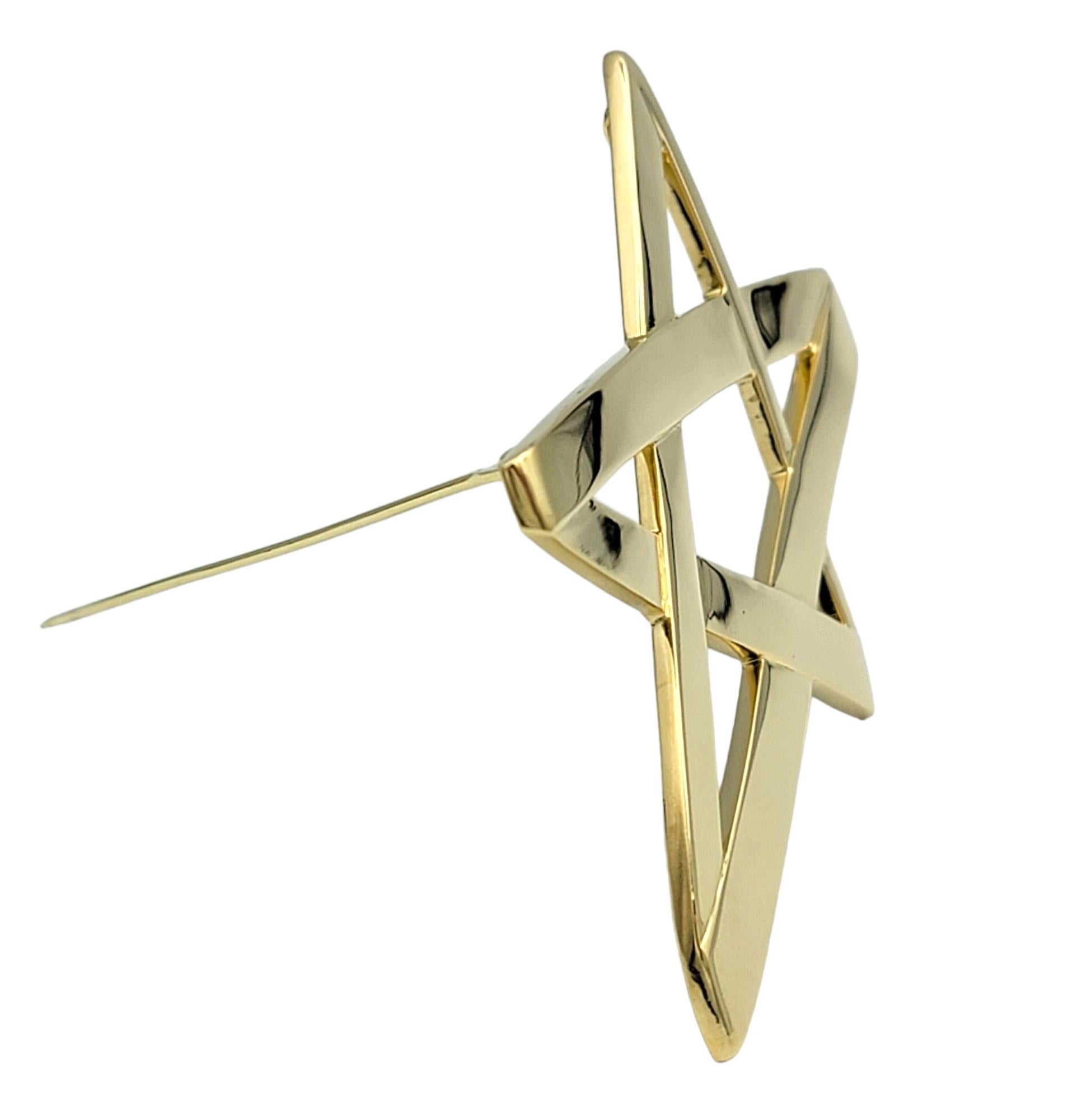 Contemporary Tiffany & Co. Paloma Picasso Asymmetrical Star Brooch in 18 Karat Yellow Gold For Sale