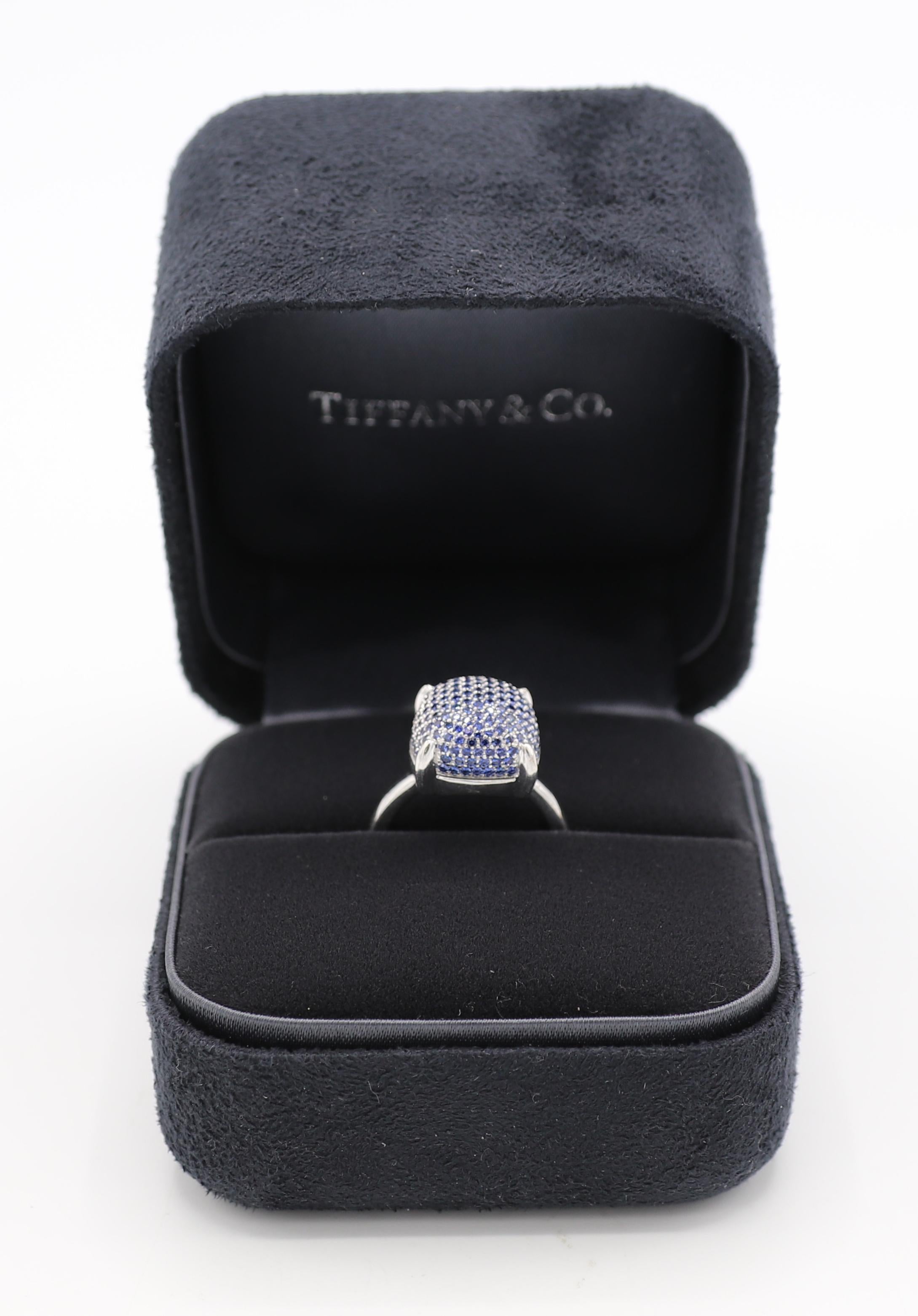 Tiffany & Co. Paloma Picasso Blue Sapphire Sugar Stacks White Gold Ring In Excellent Condition In  Baltimore, MD