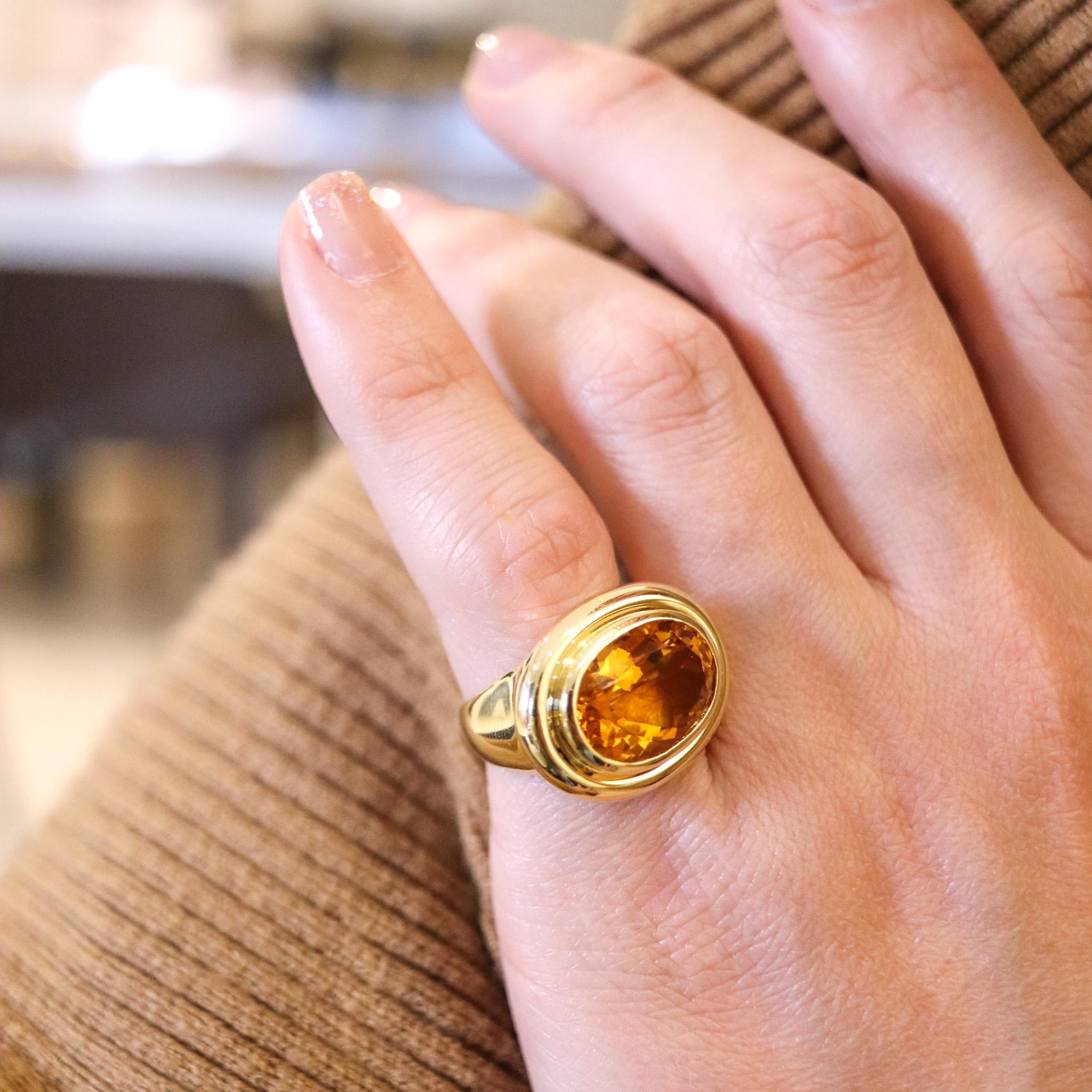 Tiffany & Co. Paloma Picasso Cocktail Ring in 18 Karat Gold with 9.37cts Citrine In Excellent Condition In Miami, FL