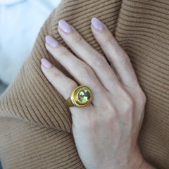 TIFFANY & CO. Paloma Picasso Cocktail Ring In 18Kt Yellow Gold 9.45 Cts Peridot