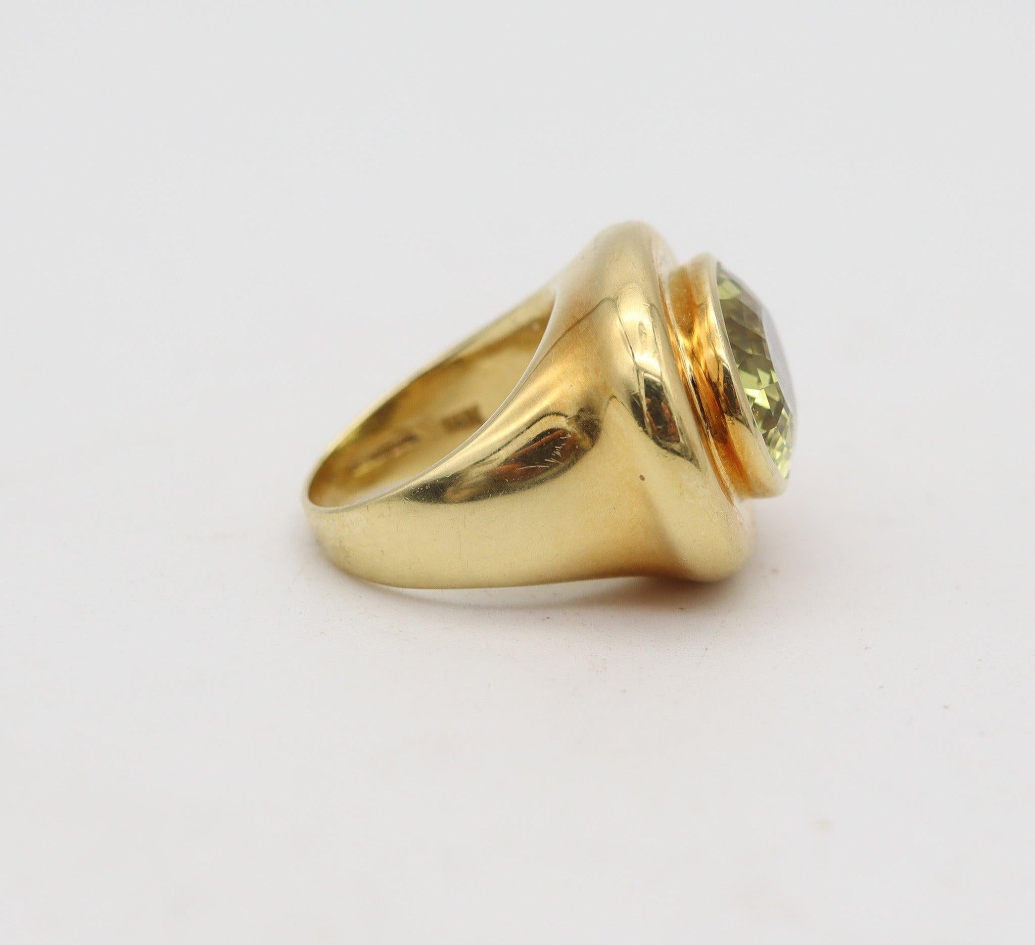 TIFFANY & CO. Bague cocktail Paloma Picasso en or jaune 18 carats avec péridot 9,45 carats Excellent état - En vente à Miami, FL