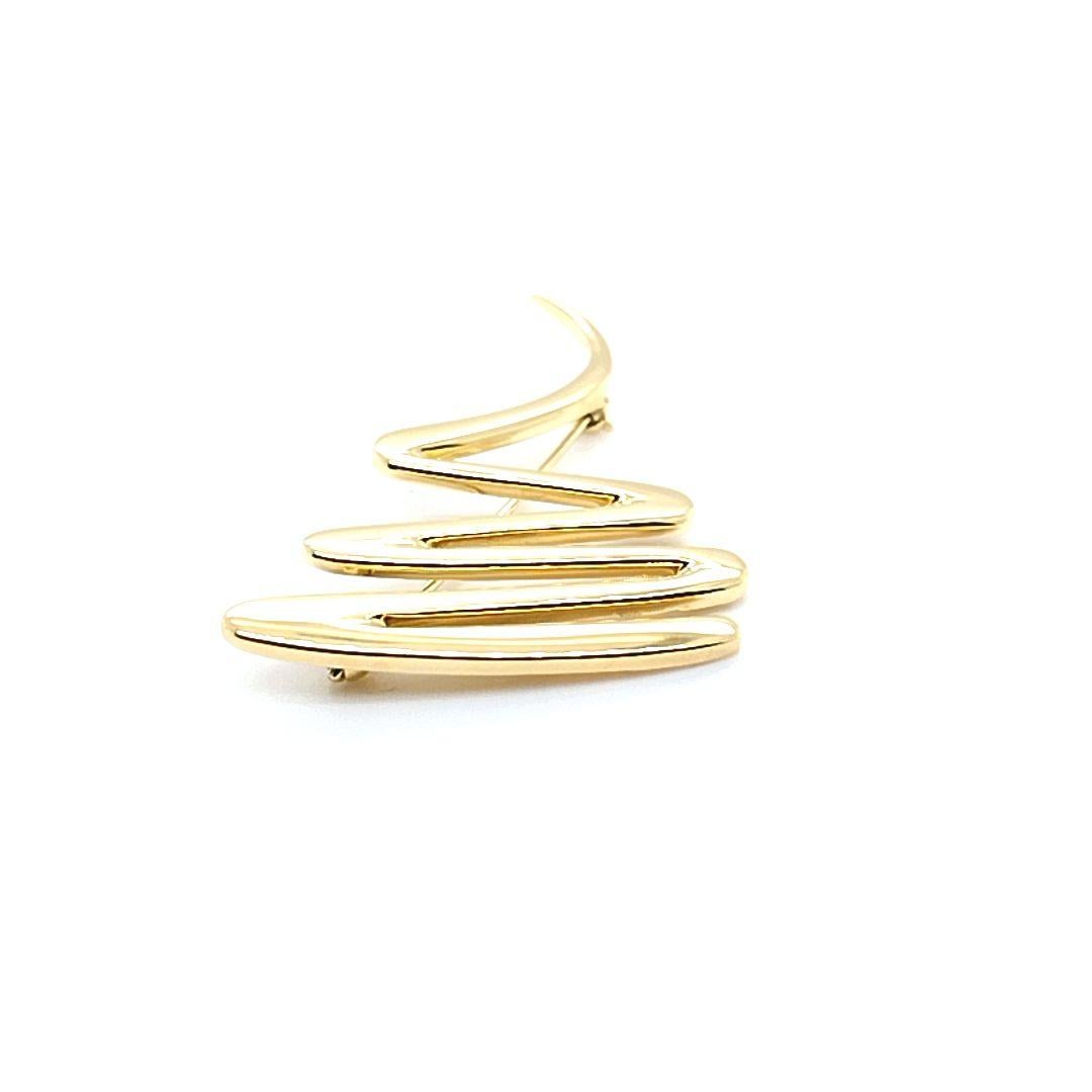 Women's or Men's Tiffany & Co. Paloma Picasso Gold Squiggle Pin For Sale