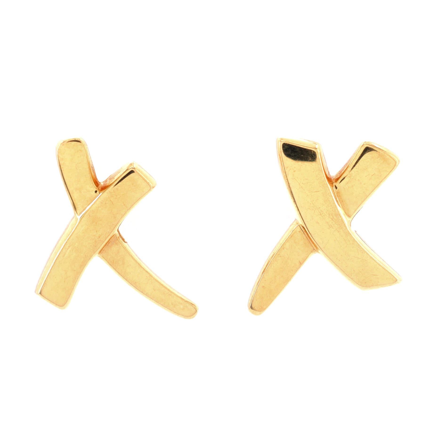 Condition: Very good. Moderate wear throughout.
Accessories: No Accessories
Measurements: Height/Length: 14.30 mm, Width: 14.25 mm
Designer: Tiffany & Co.
Model: Paloma Picasso Graffiti X Stud Earrings 18K Yellow Gold Small
Exterior Color: Yellow