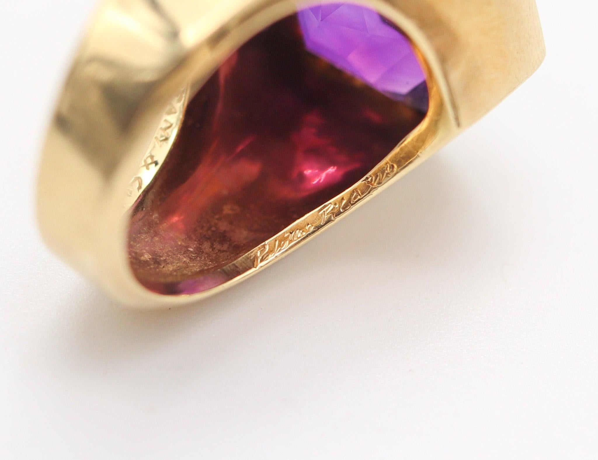 TIFFANY & CO. Paloma Picasso Anello Cocktail Esagonale in oro 18Kt 12,37 carati di ametista in vendita 3