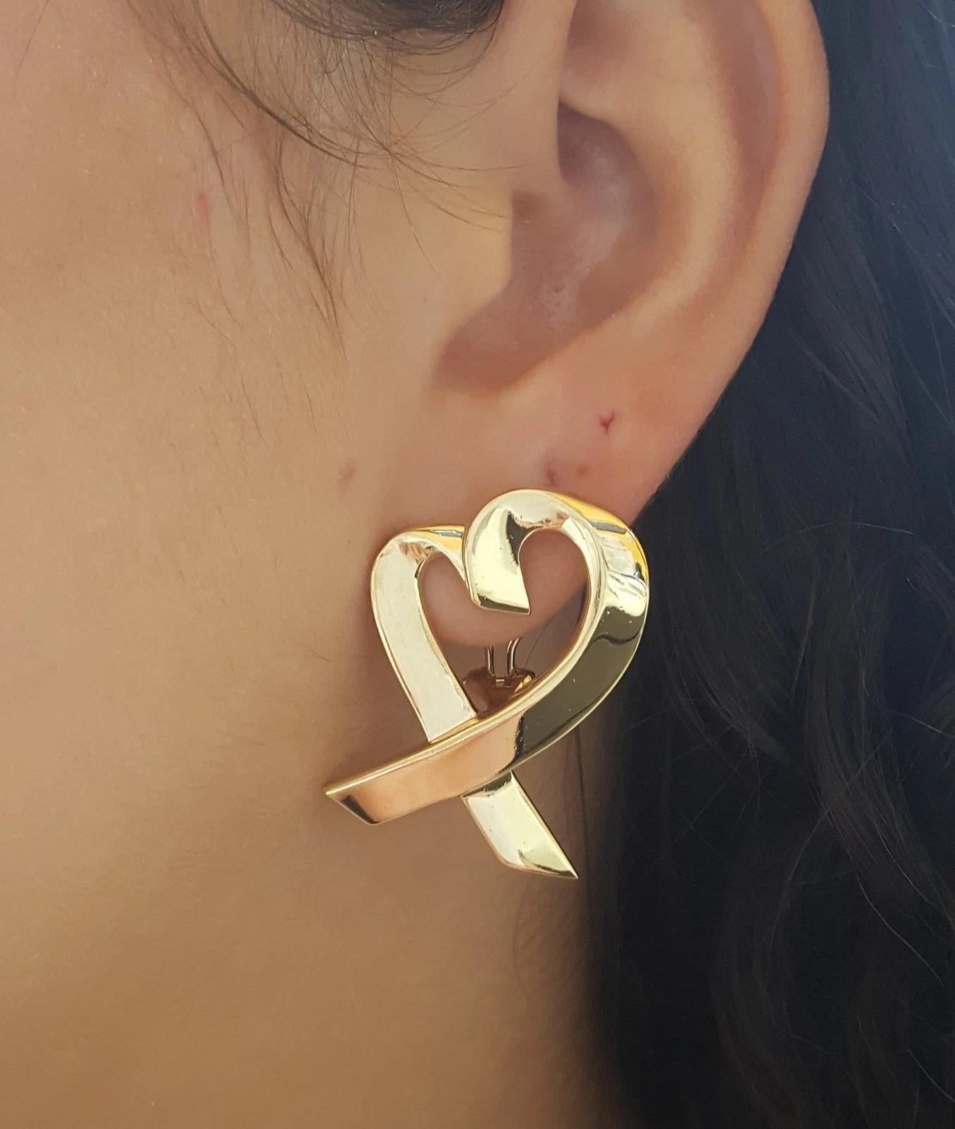 Tiffany & Co. Pendientes Paloma Picasso Gran Corazón Amoroso de Oro Amarillo de 18 K en venta 1