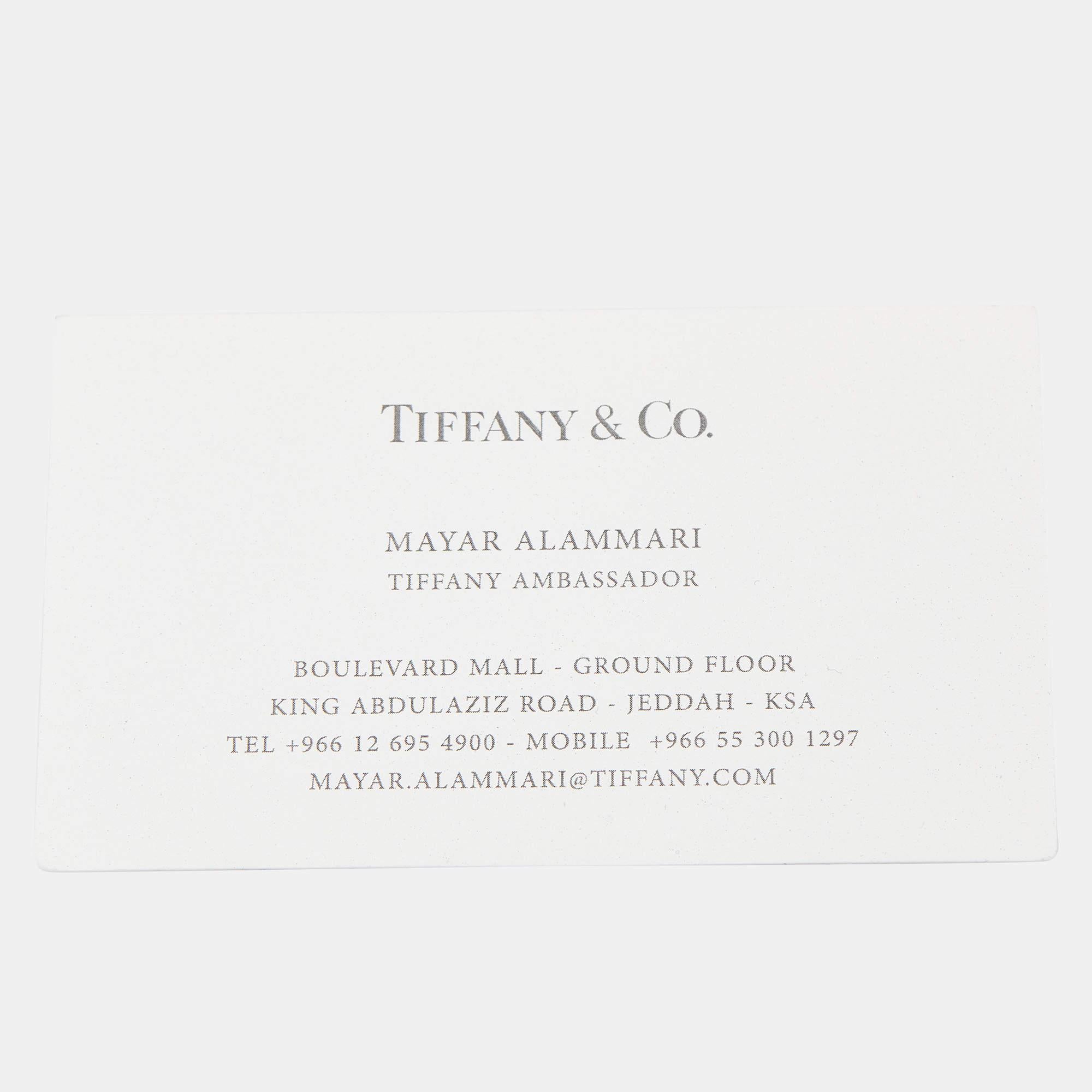Tiffany & Co. Paloma Picasso Loving Heart 18K Yellow Gold Stud Earrings In Good Condition In Dubai, Al Qouz 2