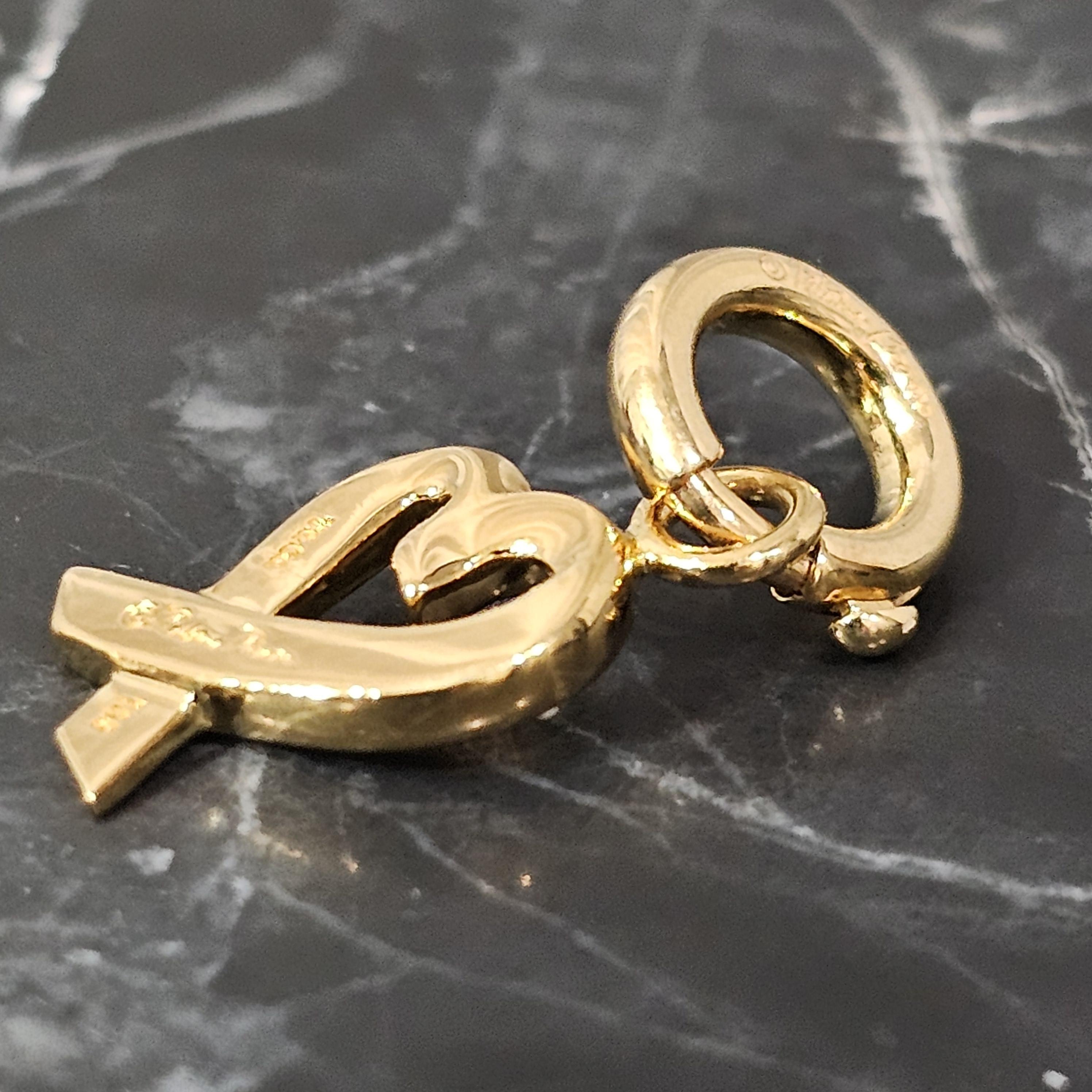 Tiffany & Co. Paloma Picasso Loving Heart Charm 18k Yellow Gold Spring Ring For Sale 1