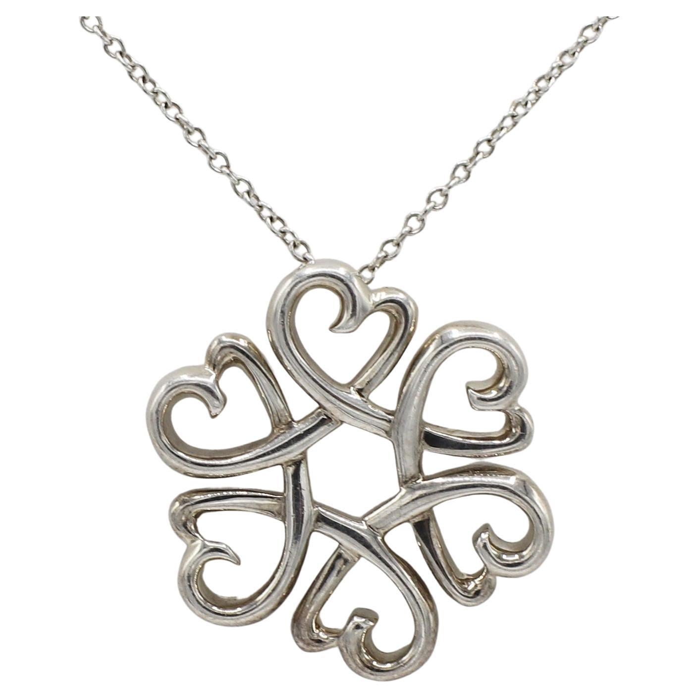 Tiffany & Co. Paloma Picasso Loving Heart Silver Flower Pendant Necklace For Sale