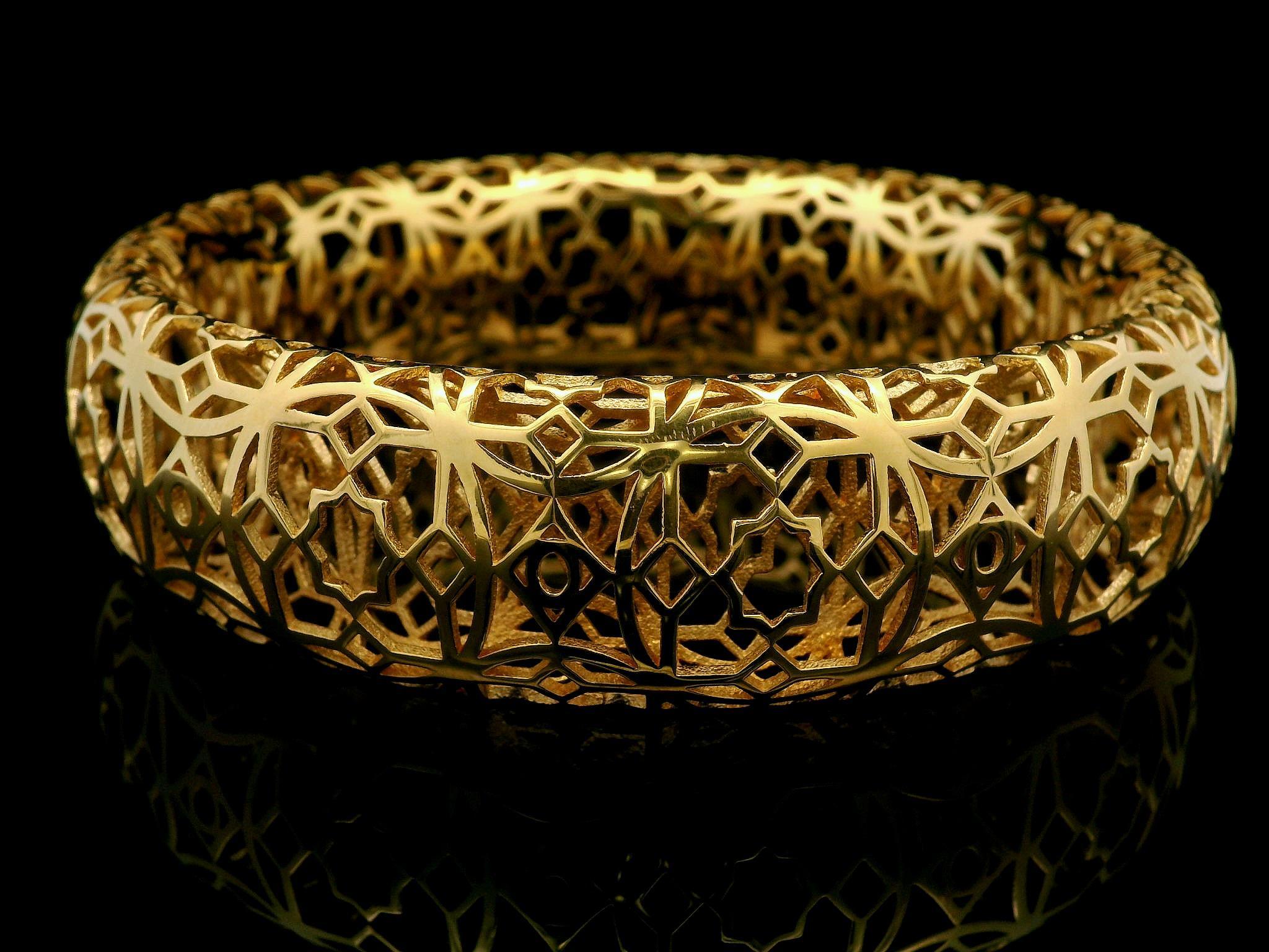Tiffany & Co. Paloma Picasso Marrakesh 18k Gold Open Work Bangle Bracelet 1