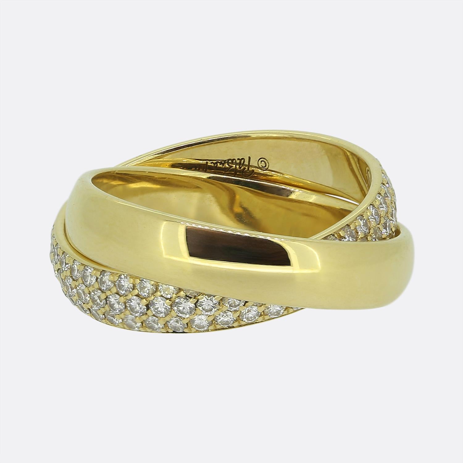Ecco un meraviglioso ed elegante anello del designer di gioielli di lusso Tiffany & Co. L'anello presenta due fasce in oro giallo 18 ct, una delle quali è incastonata con diamanti rotondi taglio brillante. Fa parte della collezione Melody di Paloma