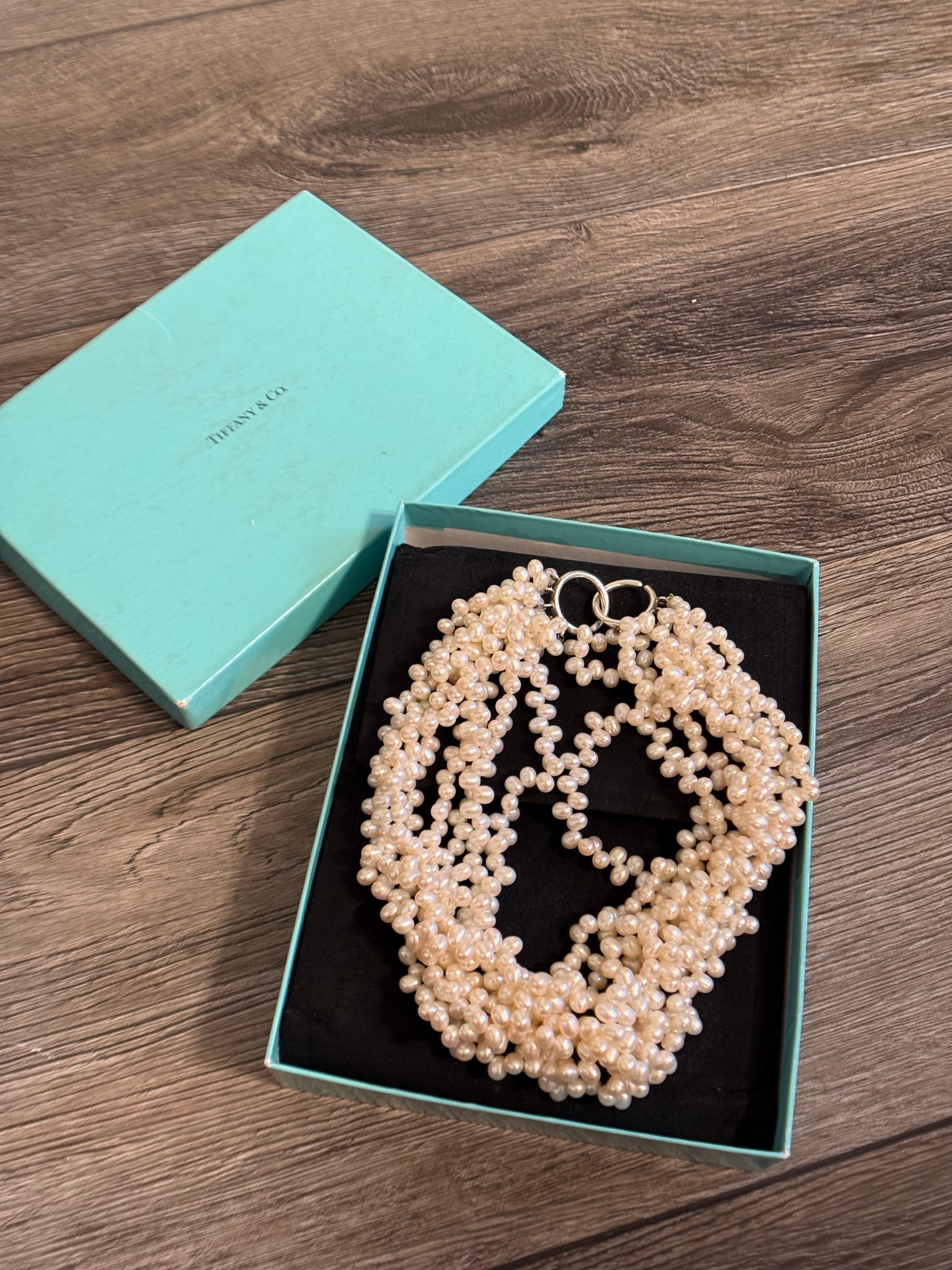 Paloma Picasso for Tiffany & Co. collana di perle a più fili con chiusura in argento. Firmato 