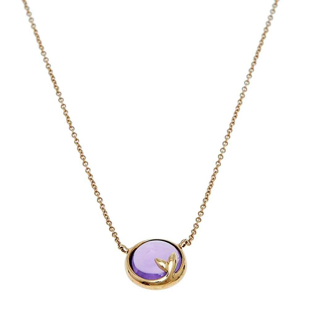 It is every woman's dream to have a necklace as beautiful as this one from Tiffany & Co. The beautiful piece is designed by Paloma Picasso and is rendered in 18k yellow gold. The amethyst-studded pendant of the necklace seeks inspiration from the