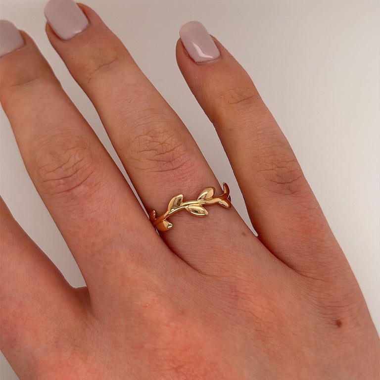 Tiffany Co Paloma Picasso Olive Leaf Band in 18ct Rose Gold