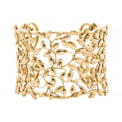 Tiffany & Co Paloma Picasso Olive Leaf Cuff 18K Gold Medium Size Bracelet