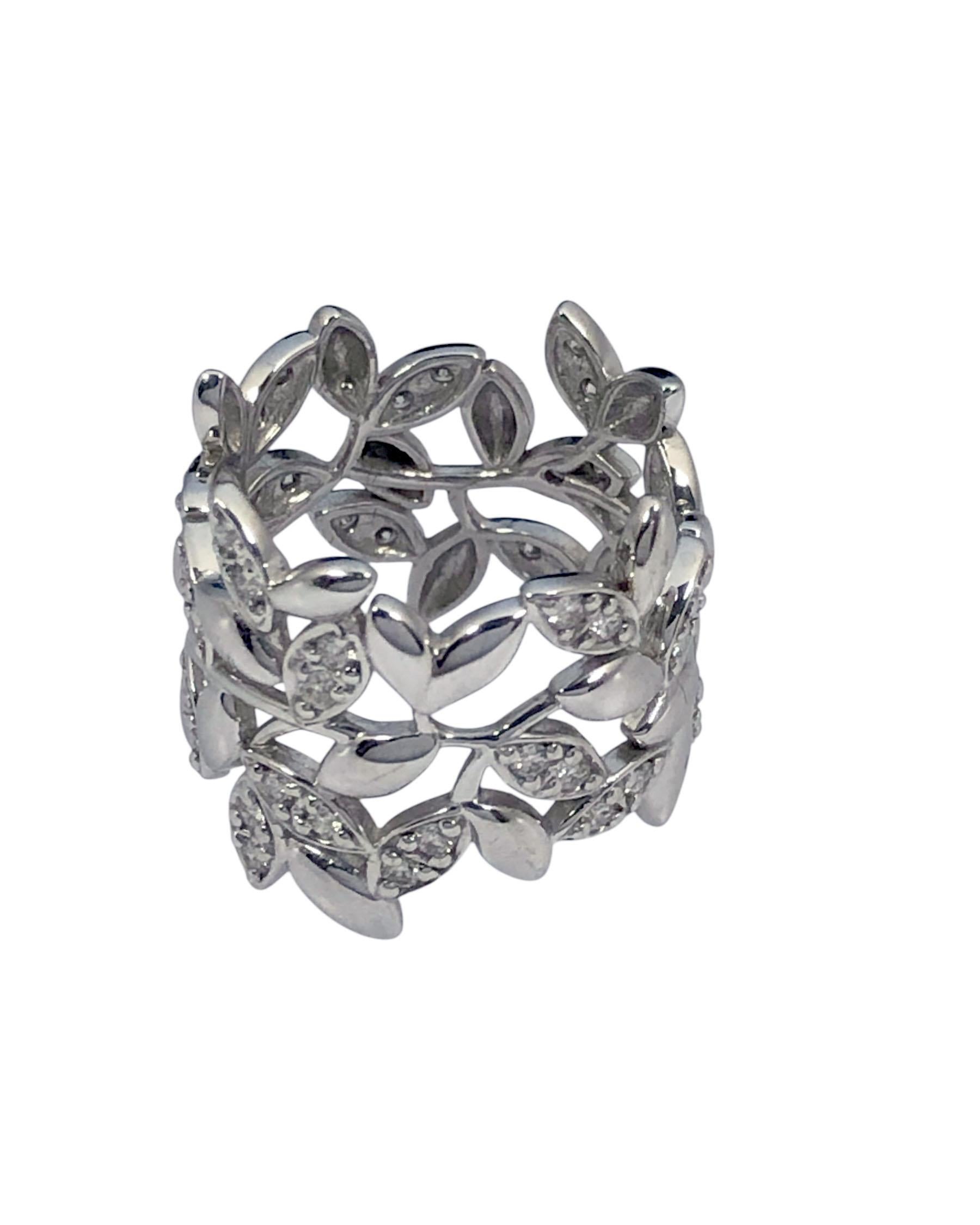 Round Cut Tiffany & Co Paloma Picasso Olive Leaf White Gold and Diamond Band Ring For Sale