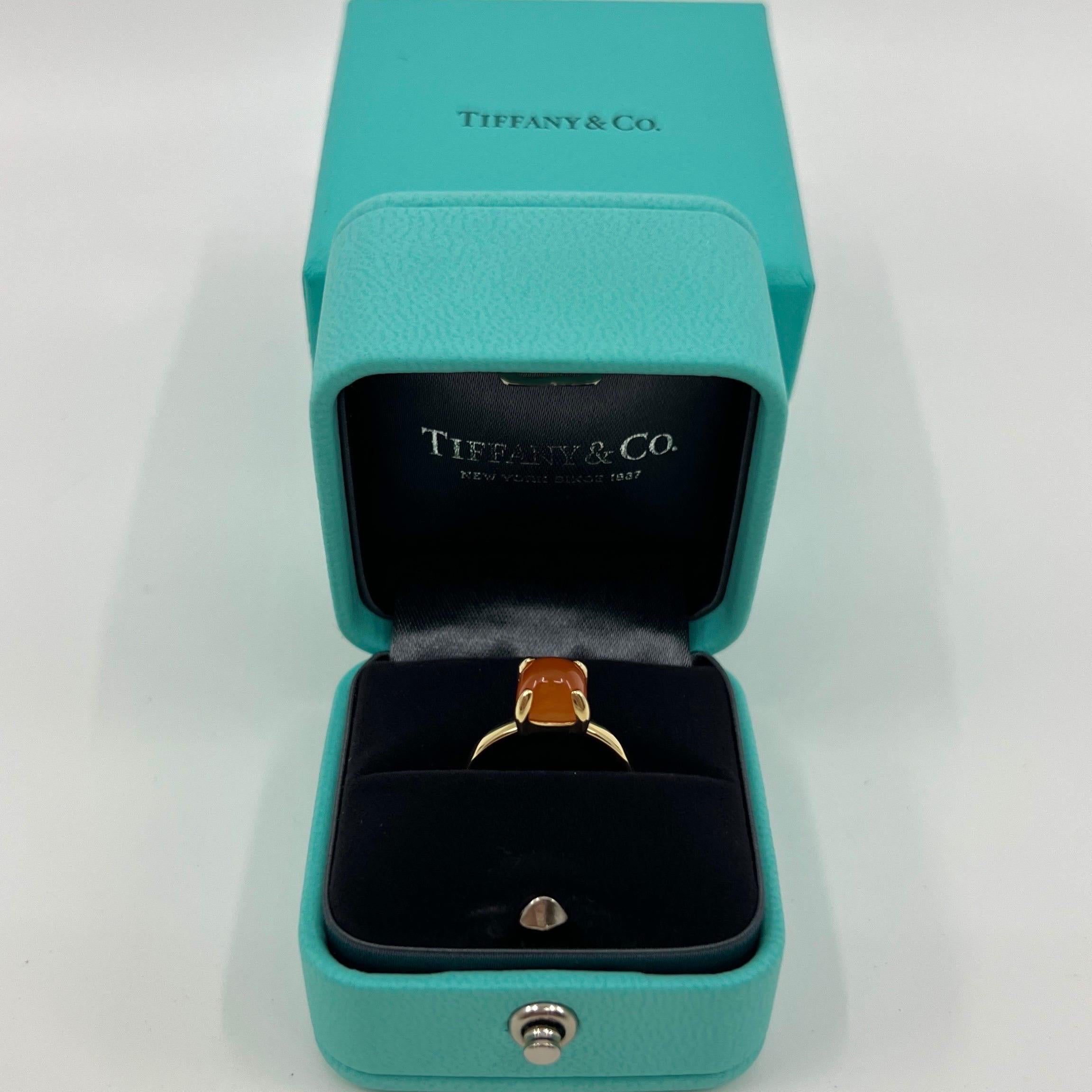 Rare Vintage Tiffany & Co. Paloma Picasso Orange Chalcedony Sugar Stack 18k Yellow Gold Ring.

A beautiful and rare sugarloaf agate chalcedony ring from the Tiffany & Co Paloma Picasso collection.

Fine jewellery houses like Tiffany only use the