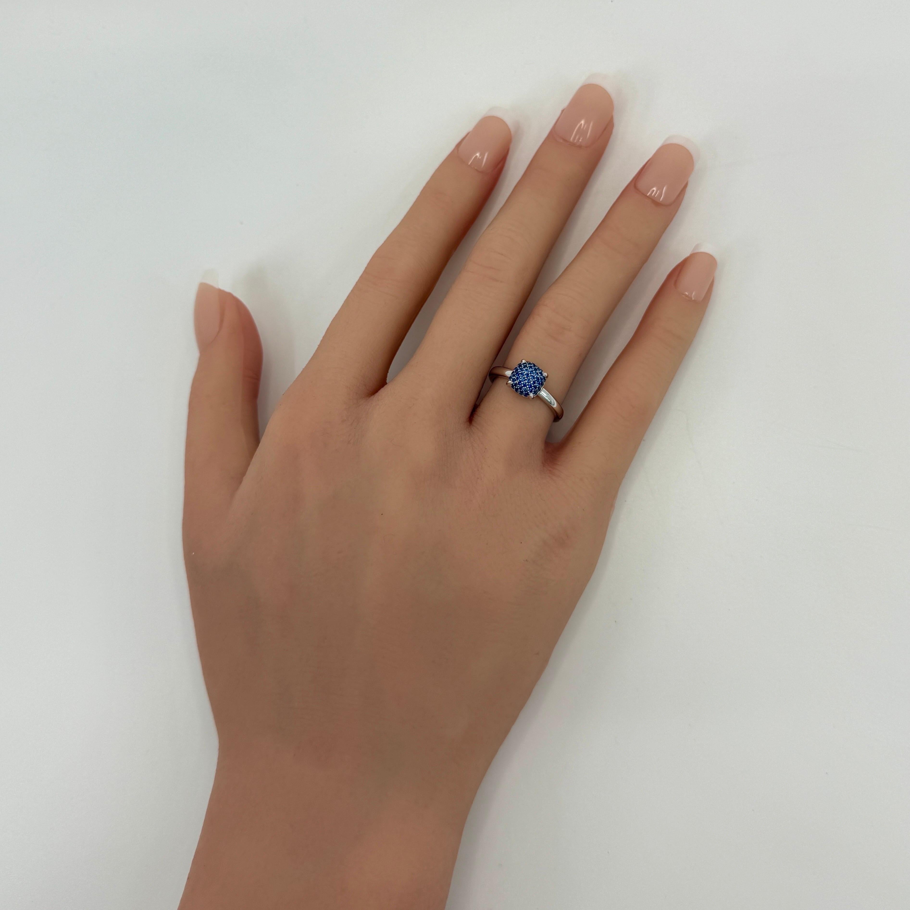 Women's or Men's Tiffany & Co Paloma Picasso Pavé Blue Sapphire Sugar Stack 18k White Gold Ring For Sale